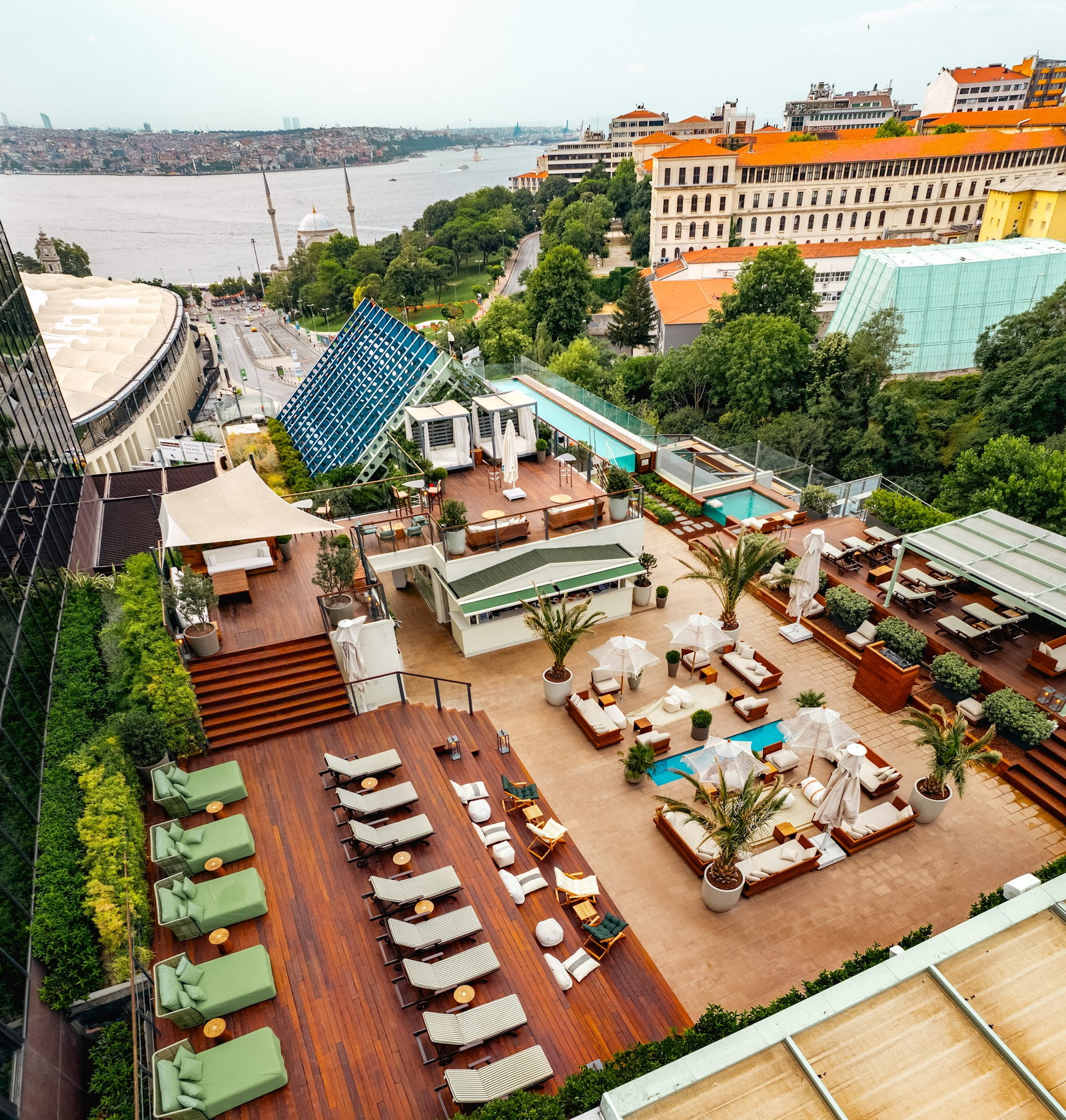 The Roof At The Ritz-Carlton, Istanbul