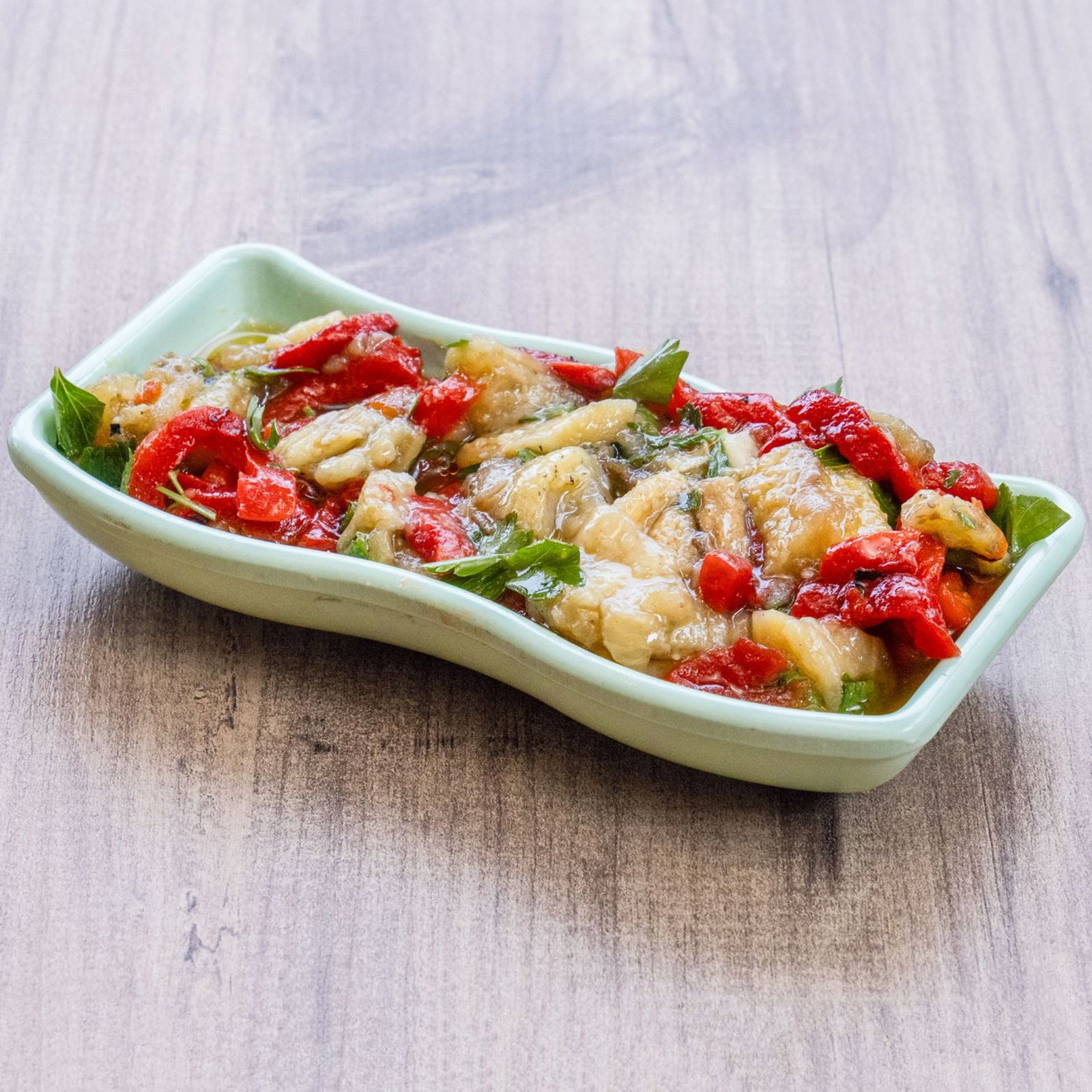 Köz Patlıcan Salatası