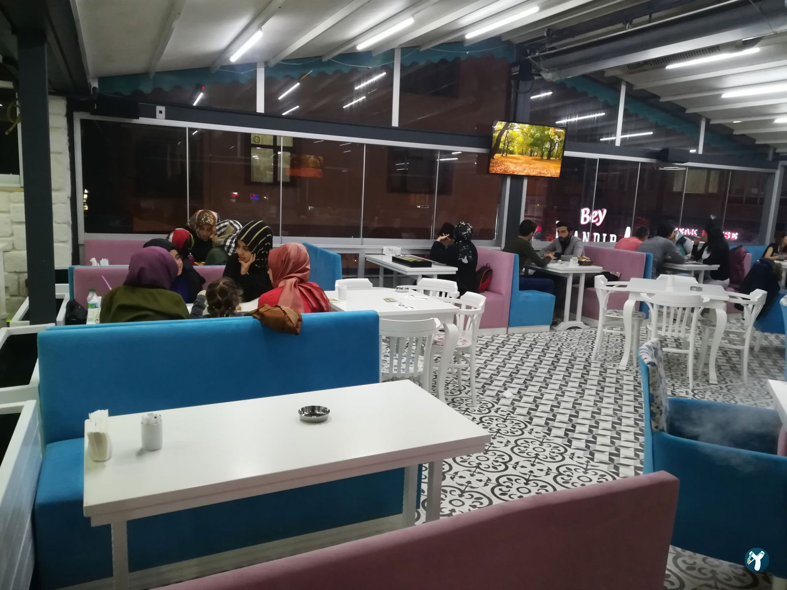 Si̇yabo Cafe