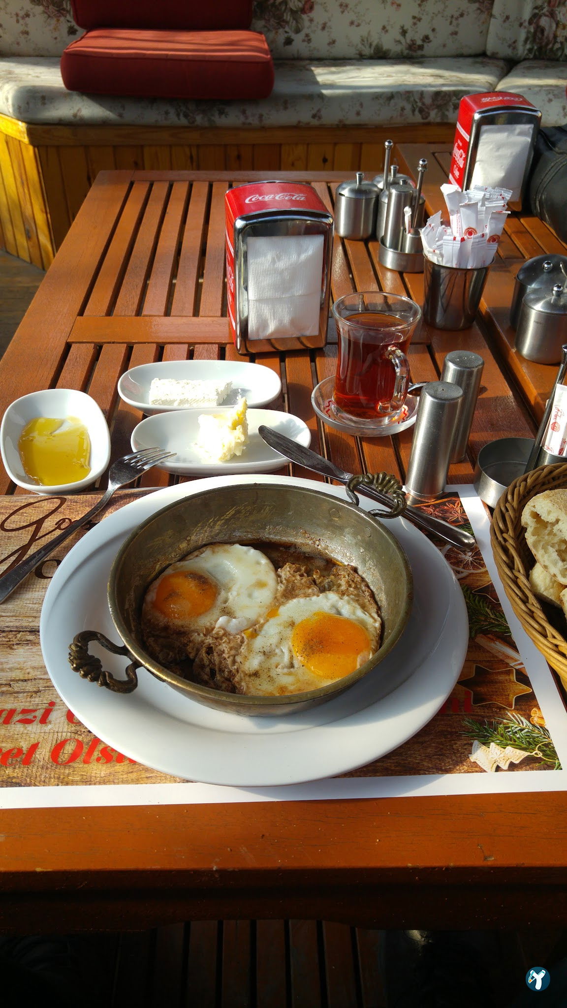 Gazi'M Cafe & Restaurant