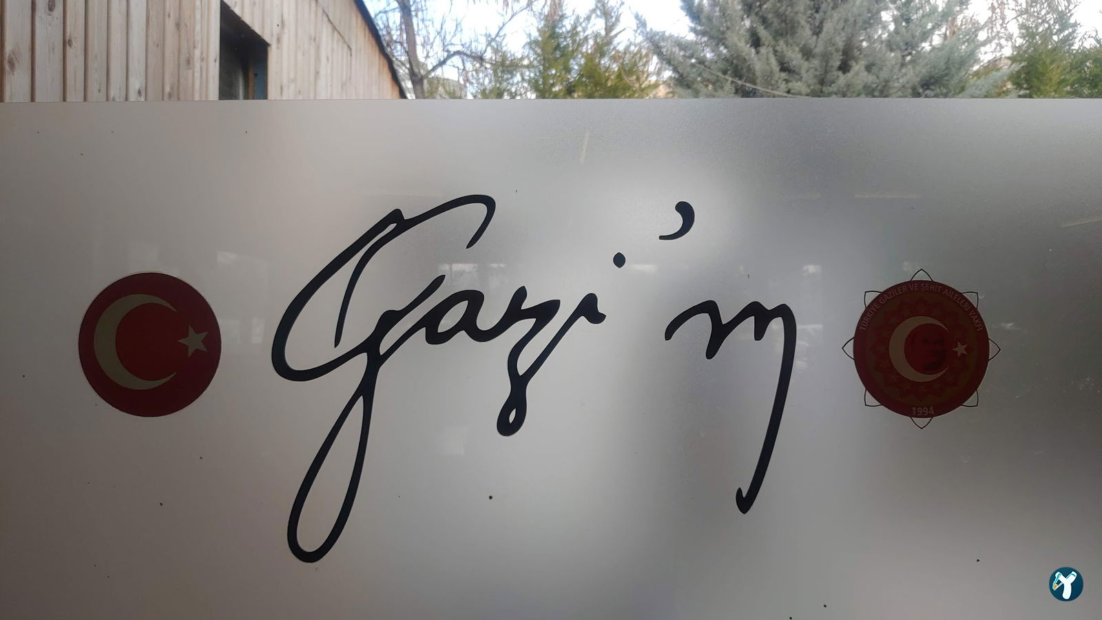 Gazi'M Cafe & Restaurant