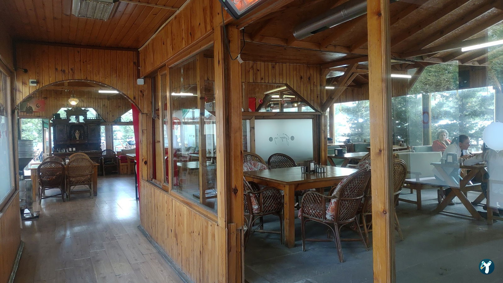 Gazi'M Cafe & Restaurant