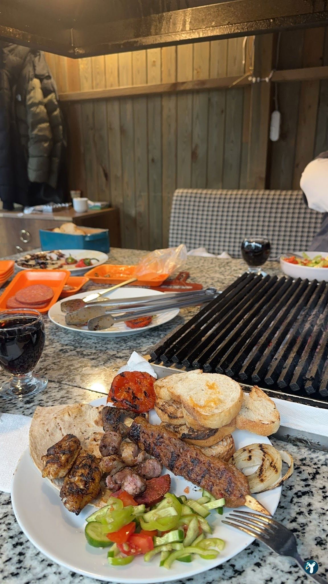 Violet Cafe & Restaurant / Et Mangal