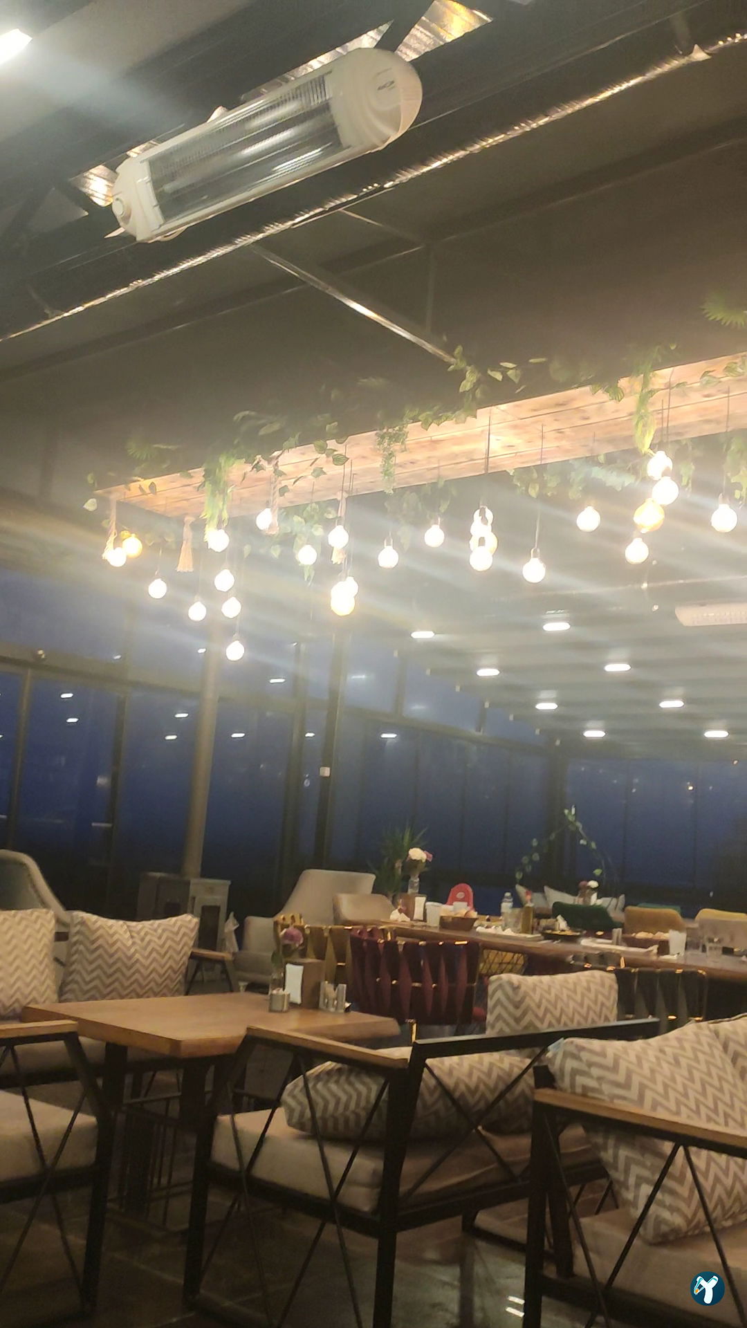 Violet Cafe & Restaurant / Et Mangal
