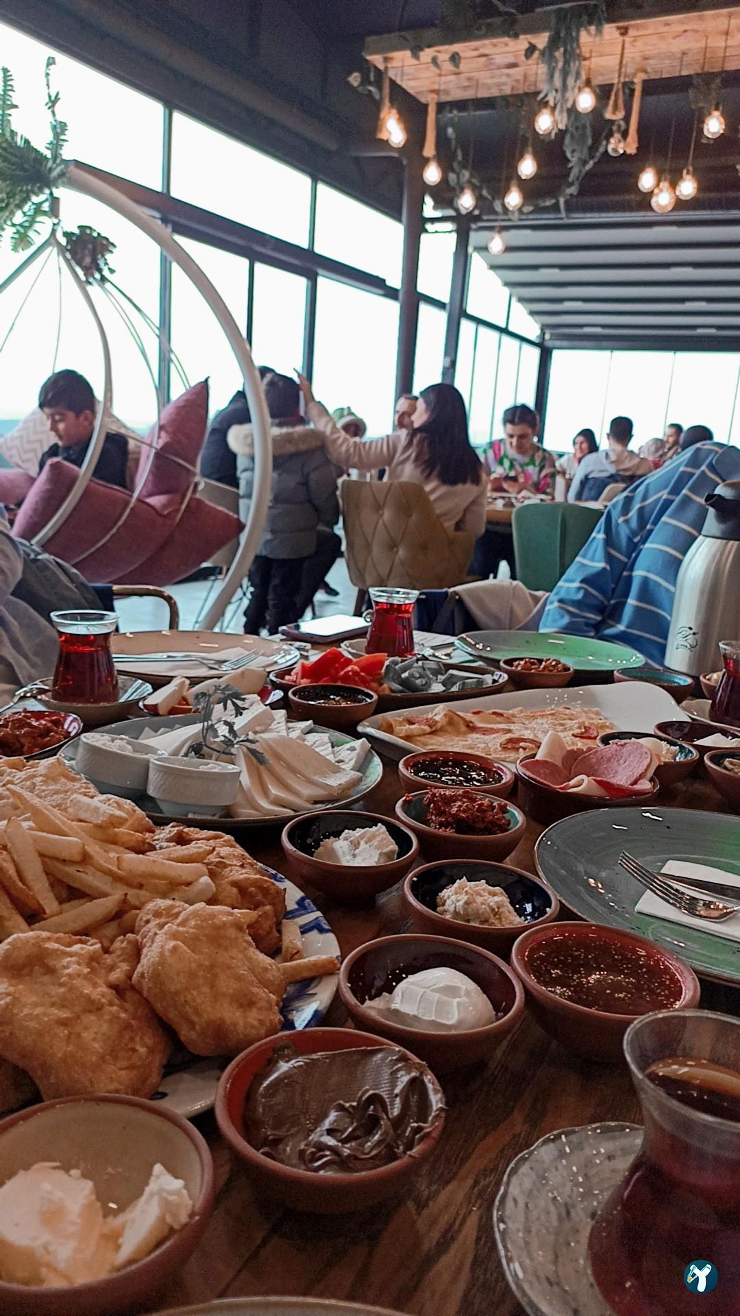 Violet Cafe & Restaurant / Et Mangal