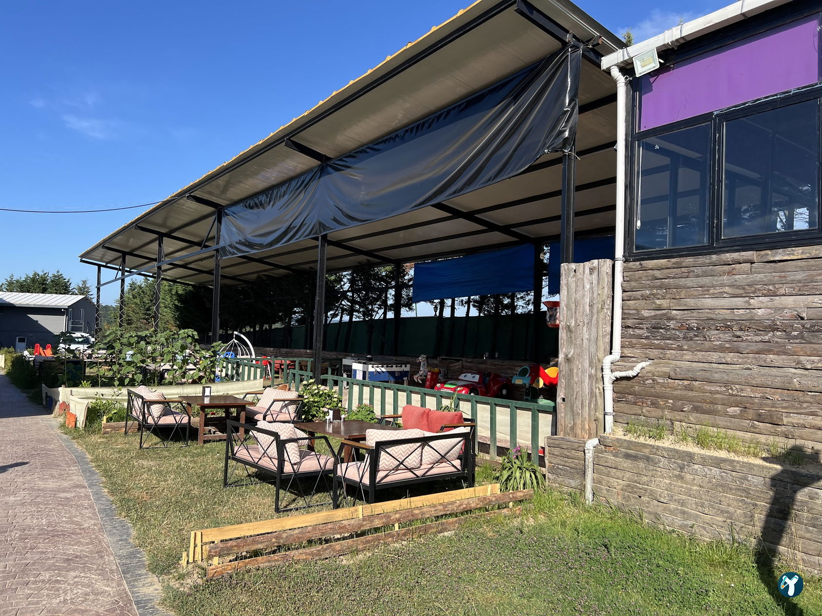 Violet Cafe & Restaurant / Et Mangal