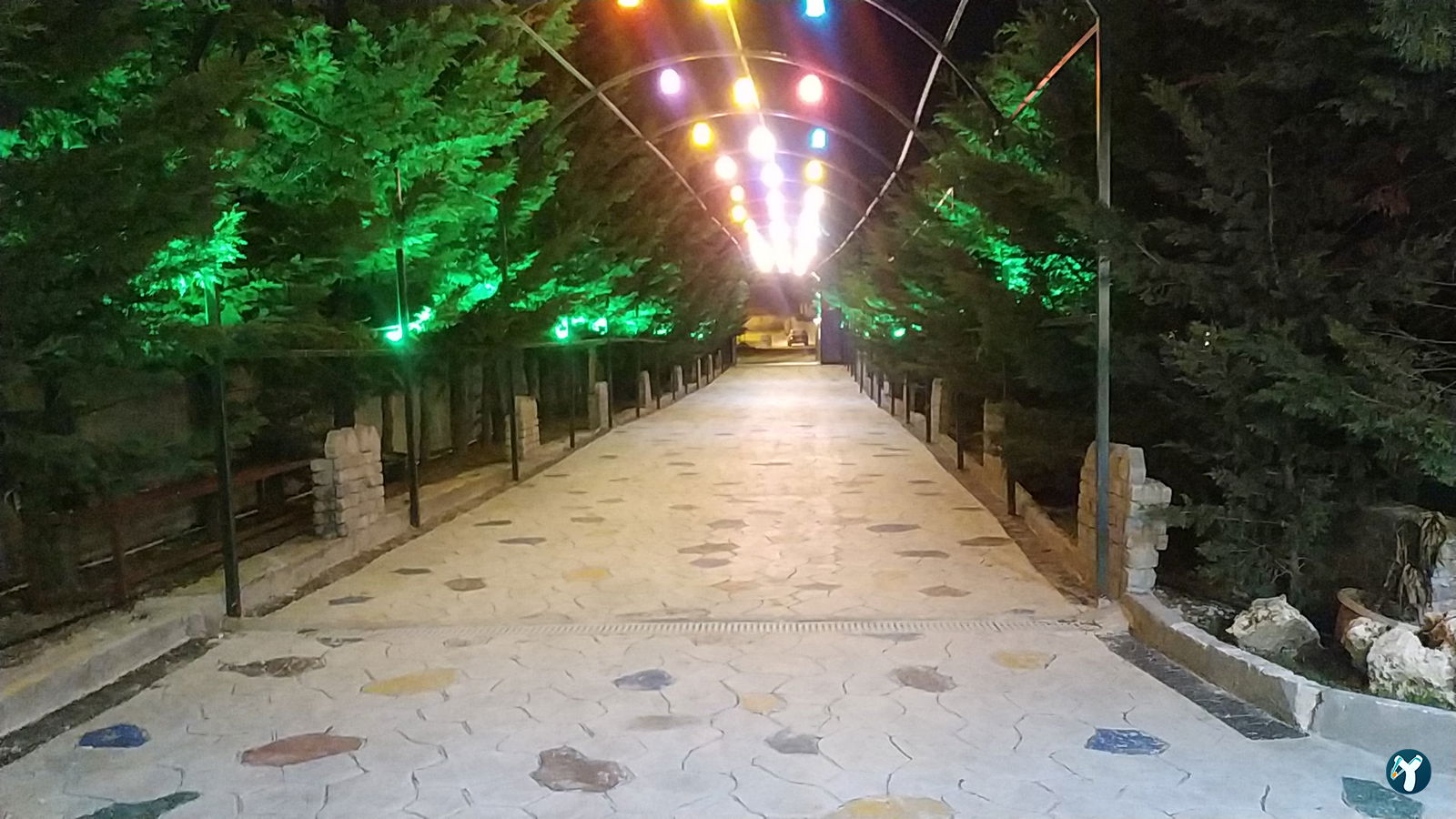 Violet Cafe & Restaurant / Et Mangal