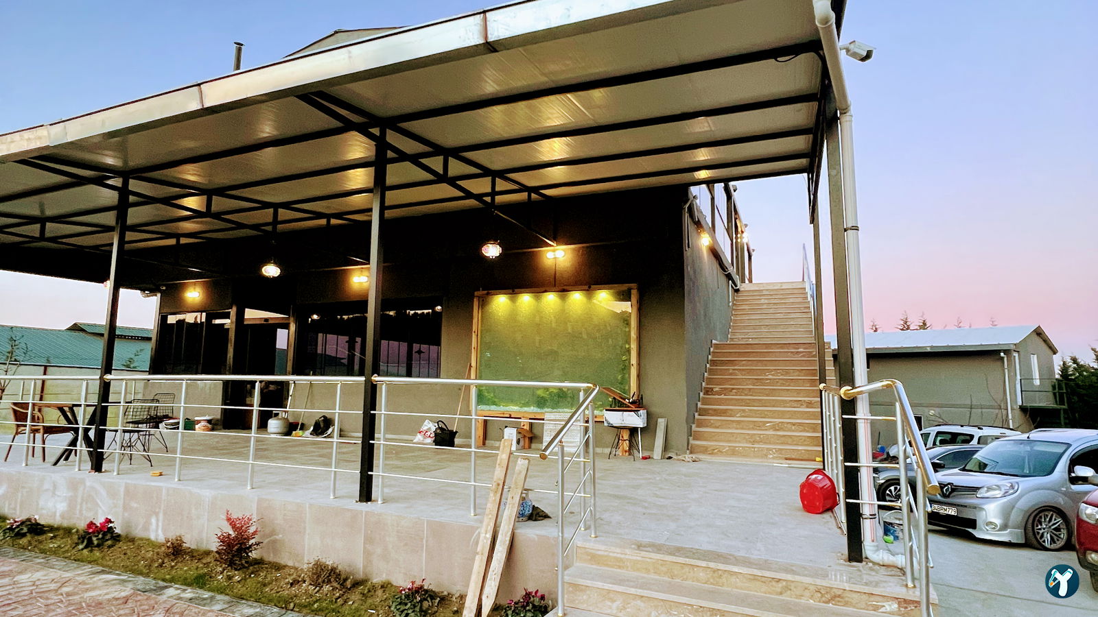 Violet Cafe & Restaurant / Et Mangal