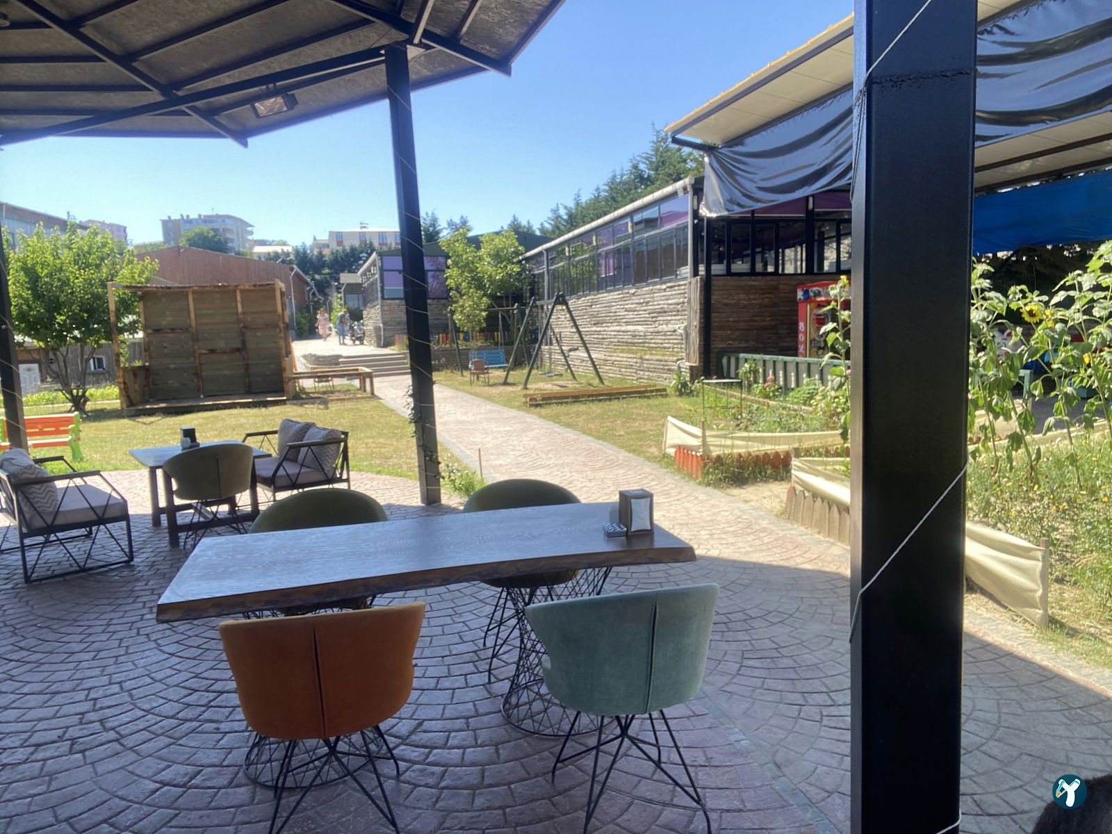 Violet Cafe & Restaurant / Et Mangal
