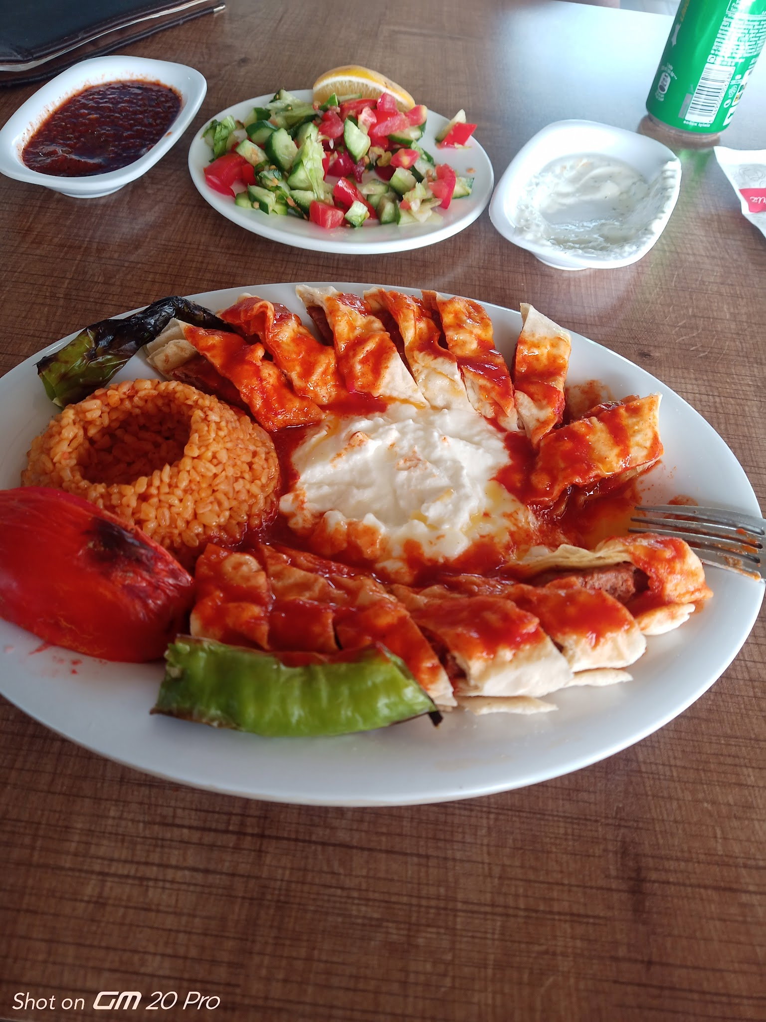 Hüseyin Usta”Közzde Mangal