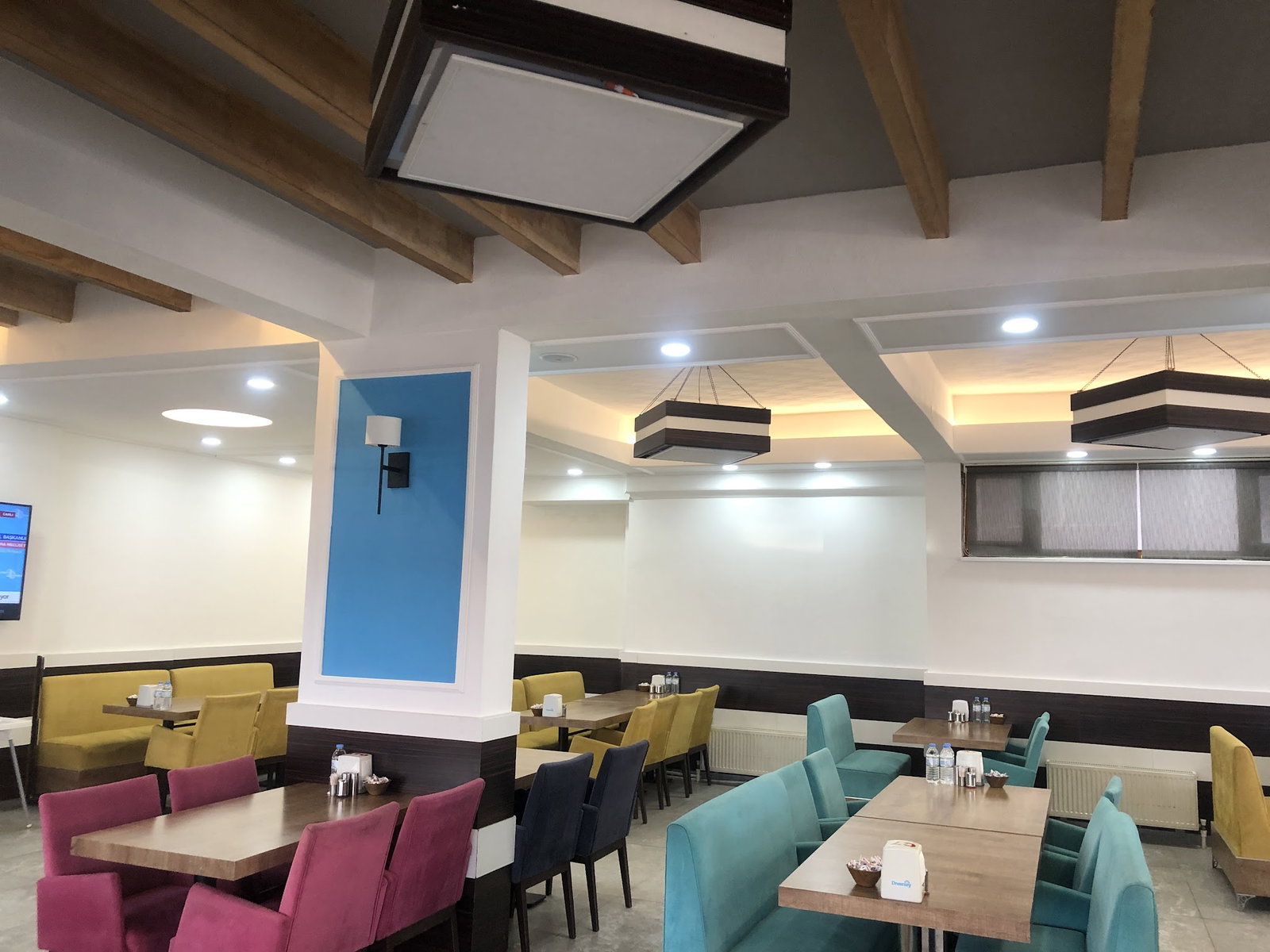 Hüseyin Usta”Közzde Mangal