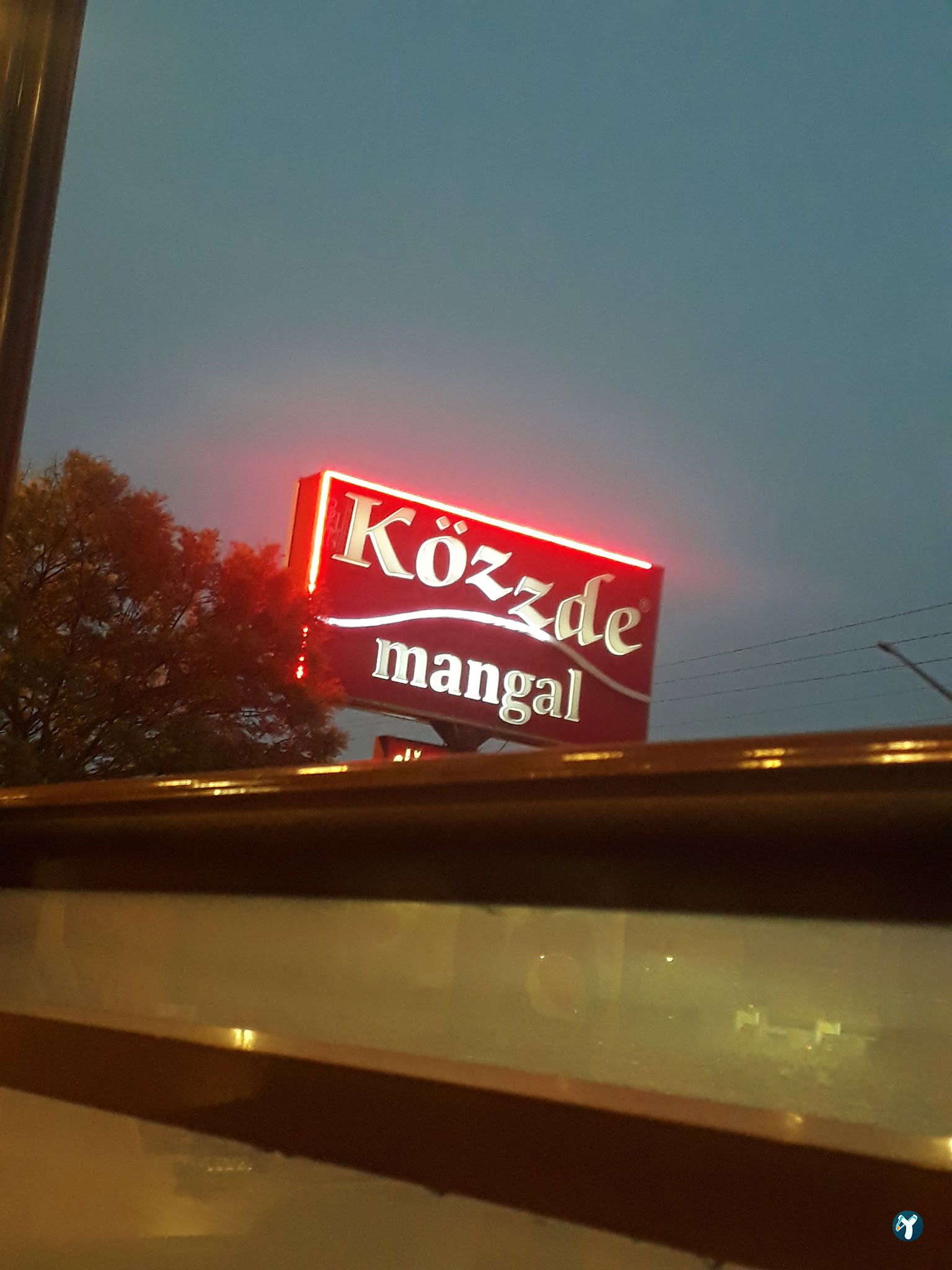 Hüseyin Usta”Közzde Mangal