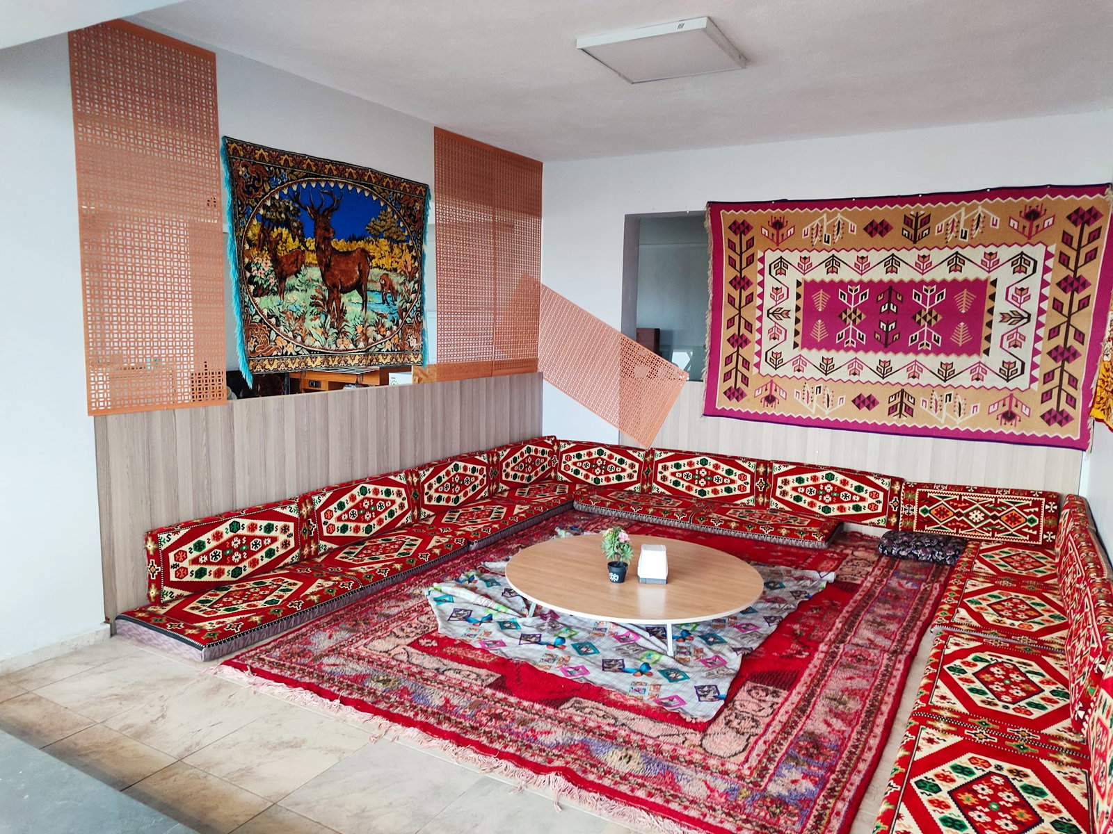 Hüseyin Usta”Közzde Mangal