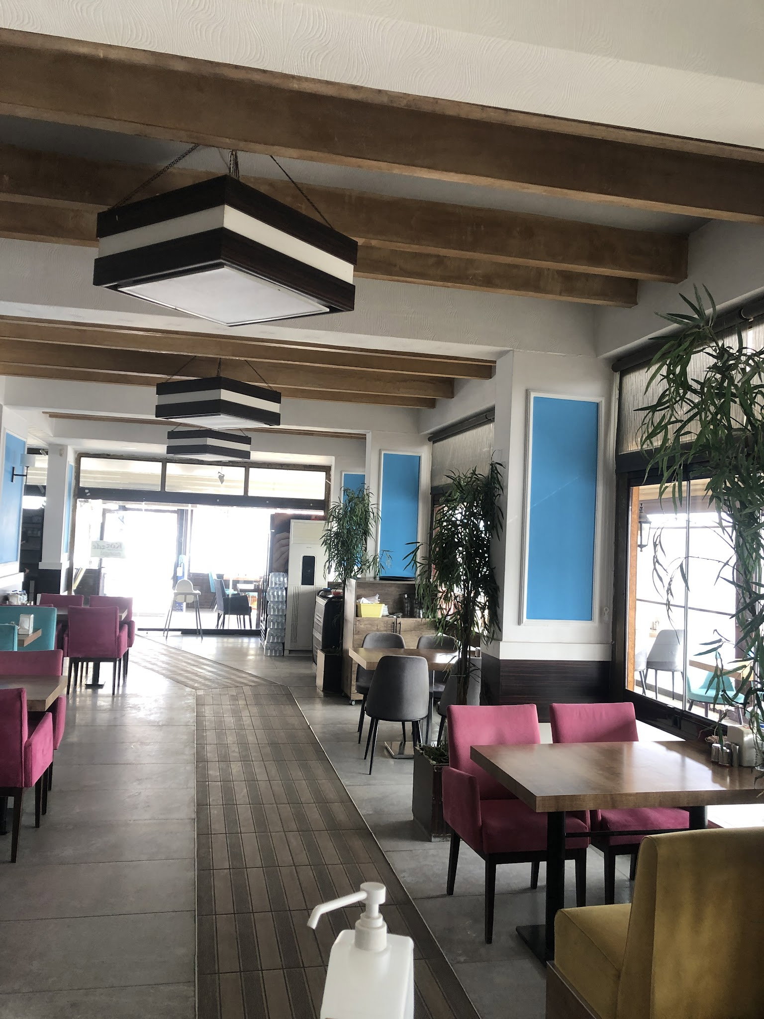 Hüseyin Usta”Közzde Mangal