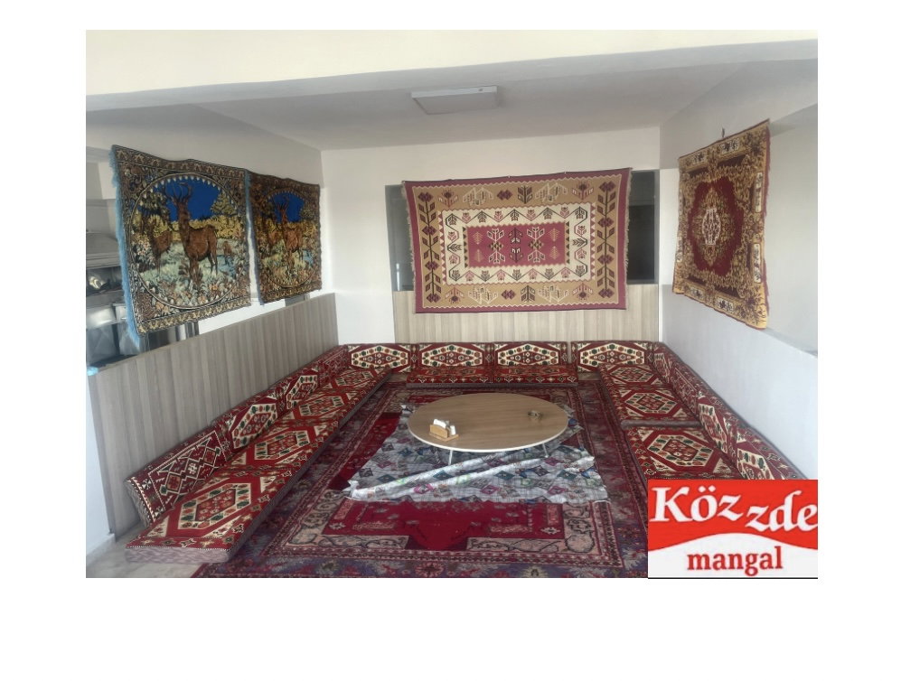 Hüseyin Usta”Közzde Mangal