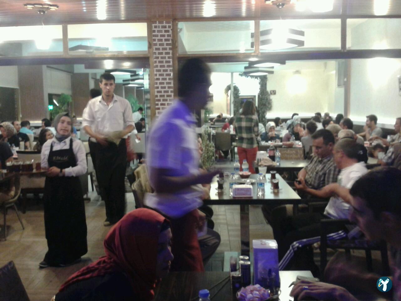 Hüseyin Usta”Közzde Mangal