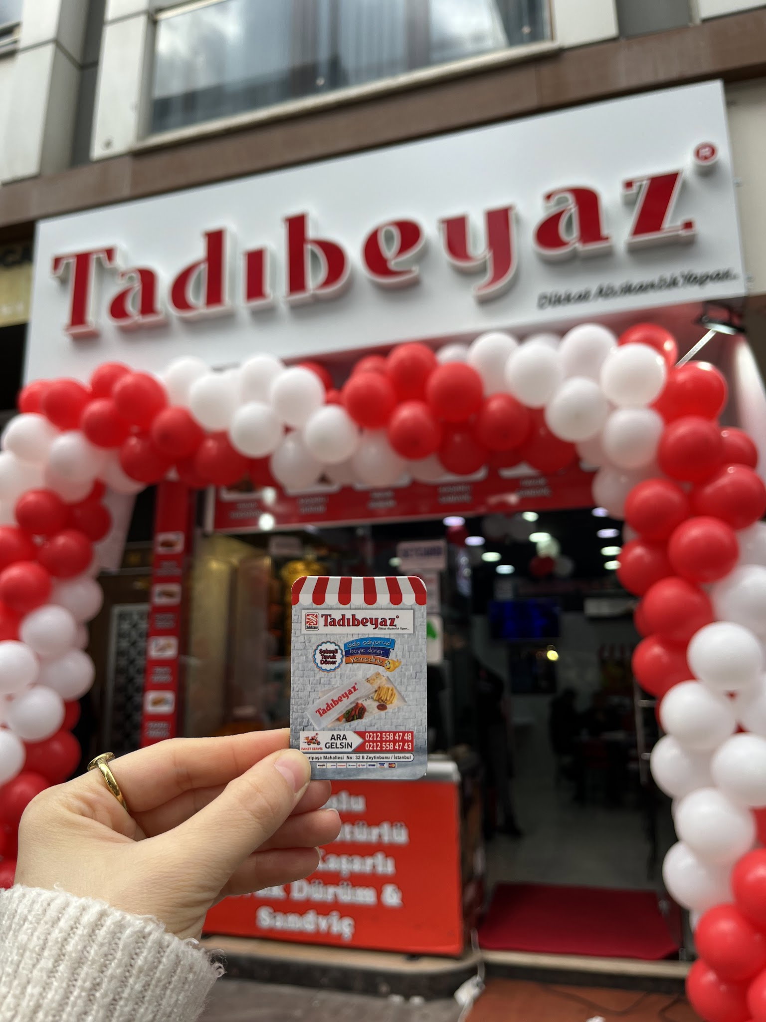 Tadi Beyaz Döner (Zeyti̇nburnu)