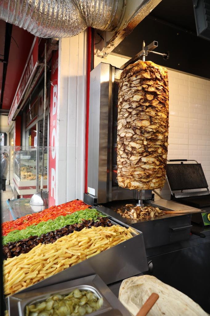 Tadi Beyaz Döner (Zeyti̇nburnu)