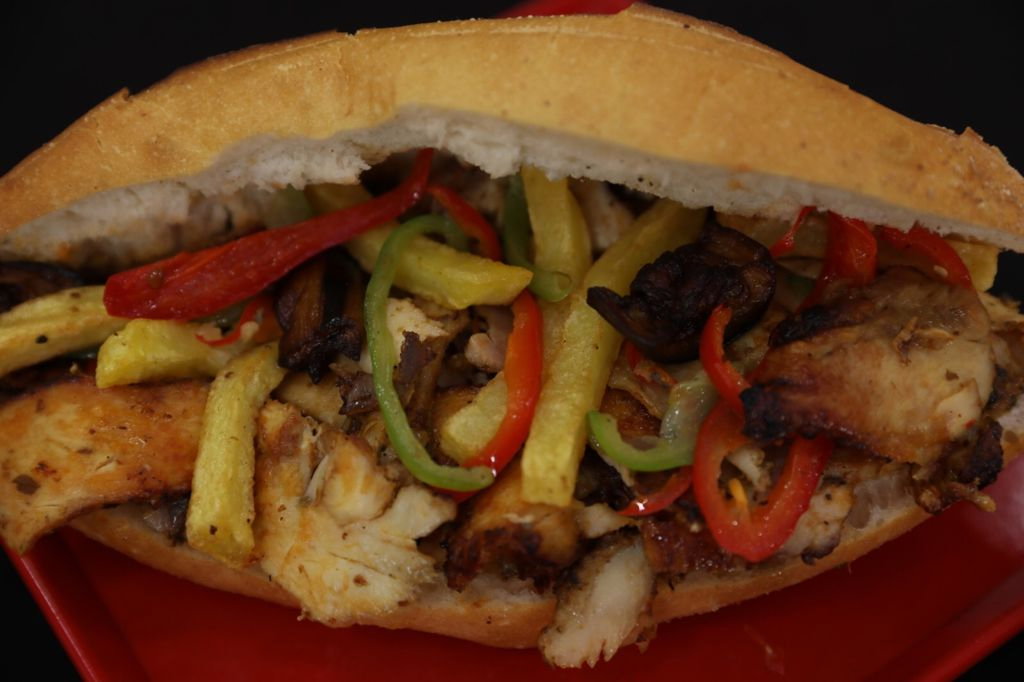 Tadi Beyaz Döner (Zeyti̇nburnu)