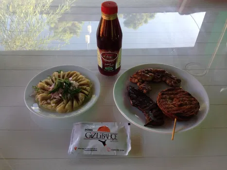 Göbel Gizli Bahçe Kokoreç resimleri