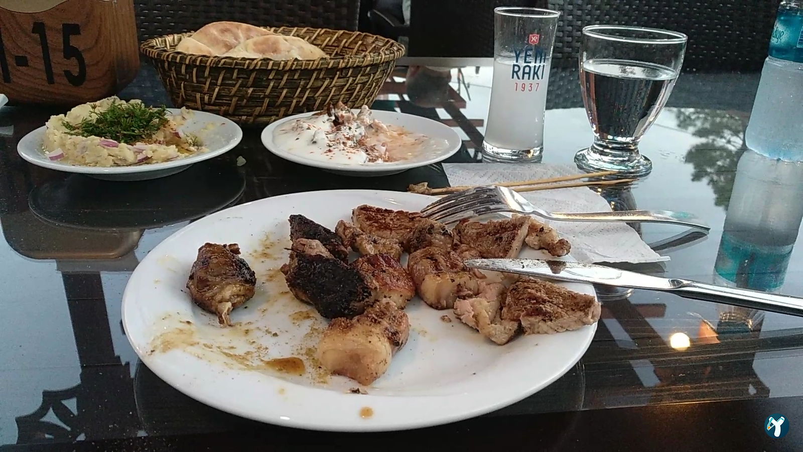 Göbel Gizli Bahçe Kokoreç