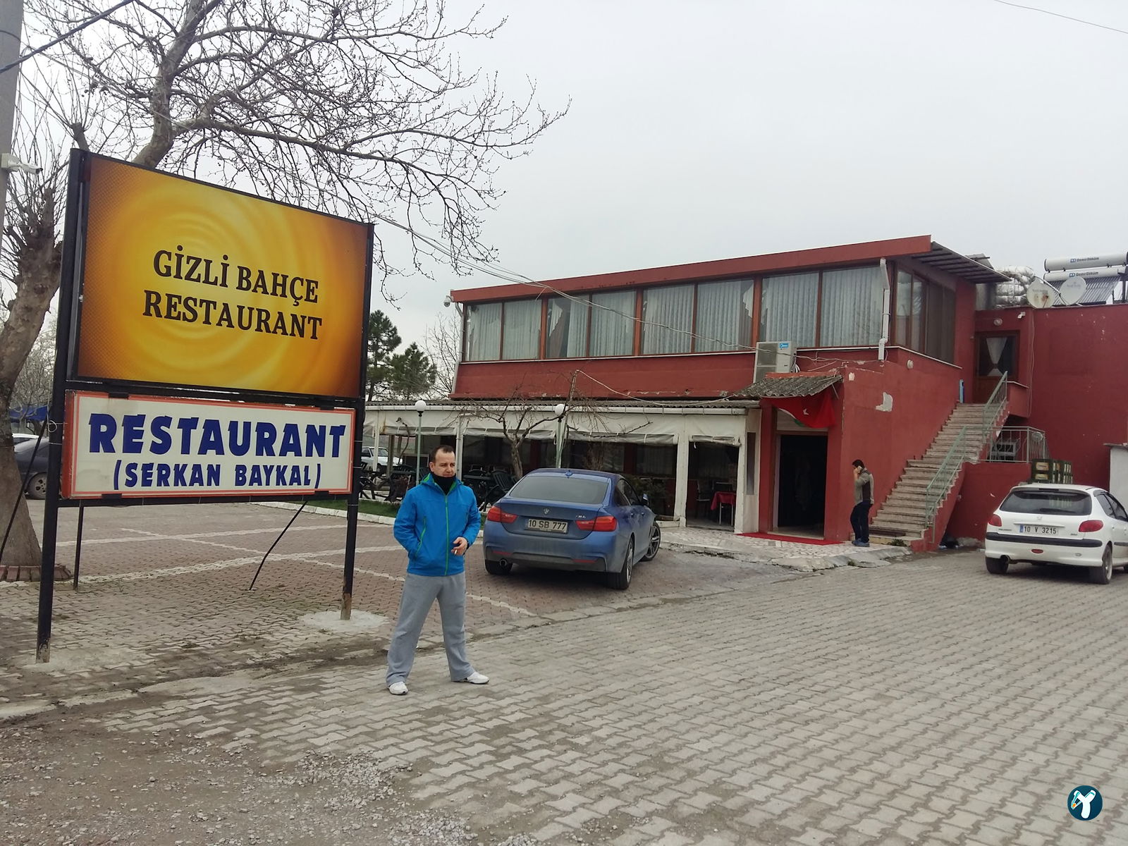 Göbel Gizli Bahçe Kokoreç