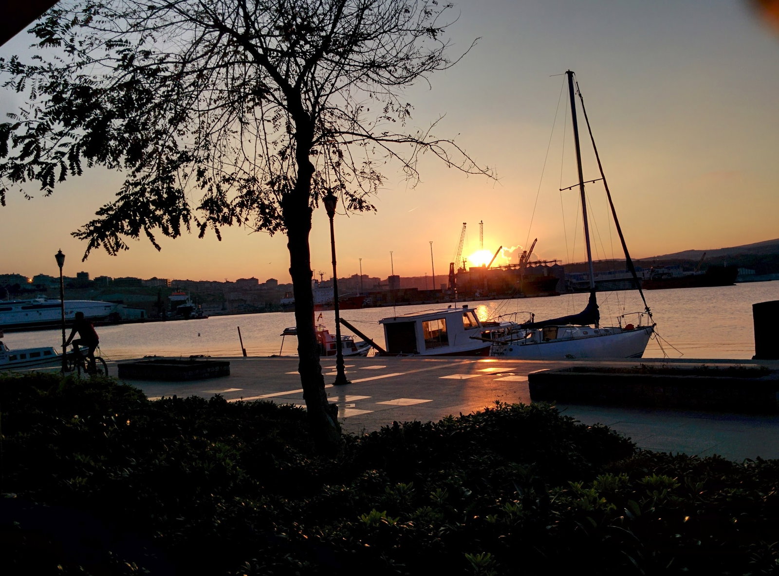 Bandırma Lokmacısı