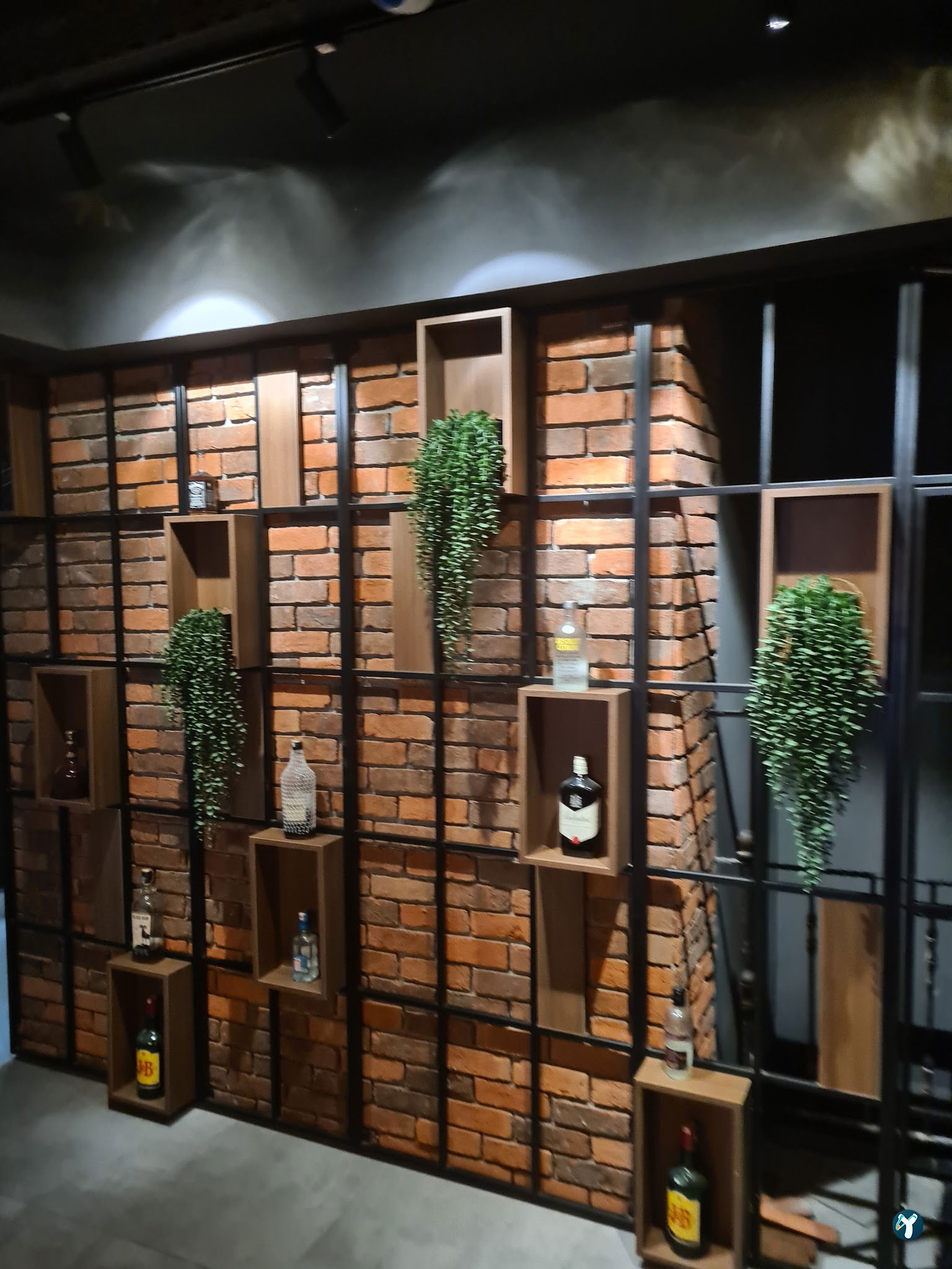 Takıl Cafe Ve Bar | Bornova Bar | Bornova Alkollü Mekan | Bornova Eğlenceli Mekan | Bornova Cafe