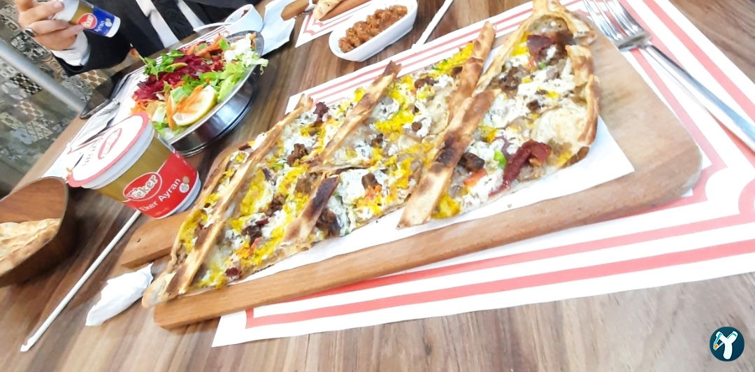 Budur Pide Köfte Çorba