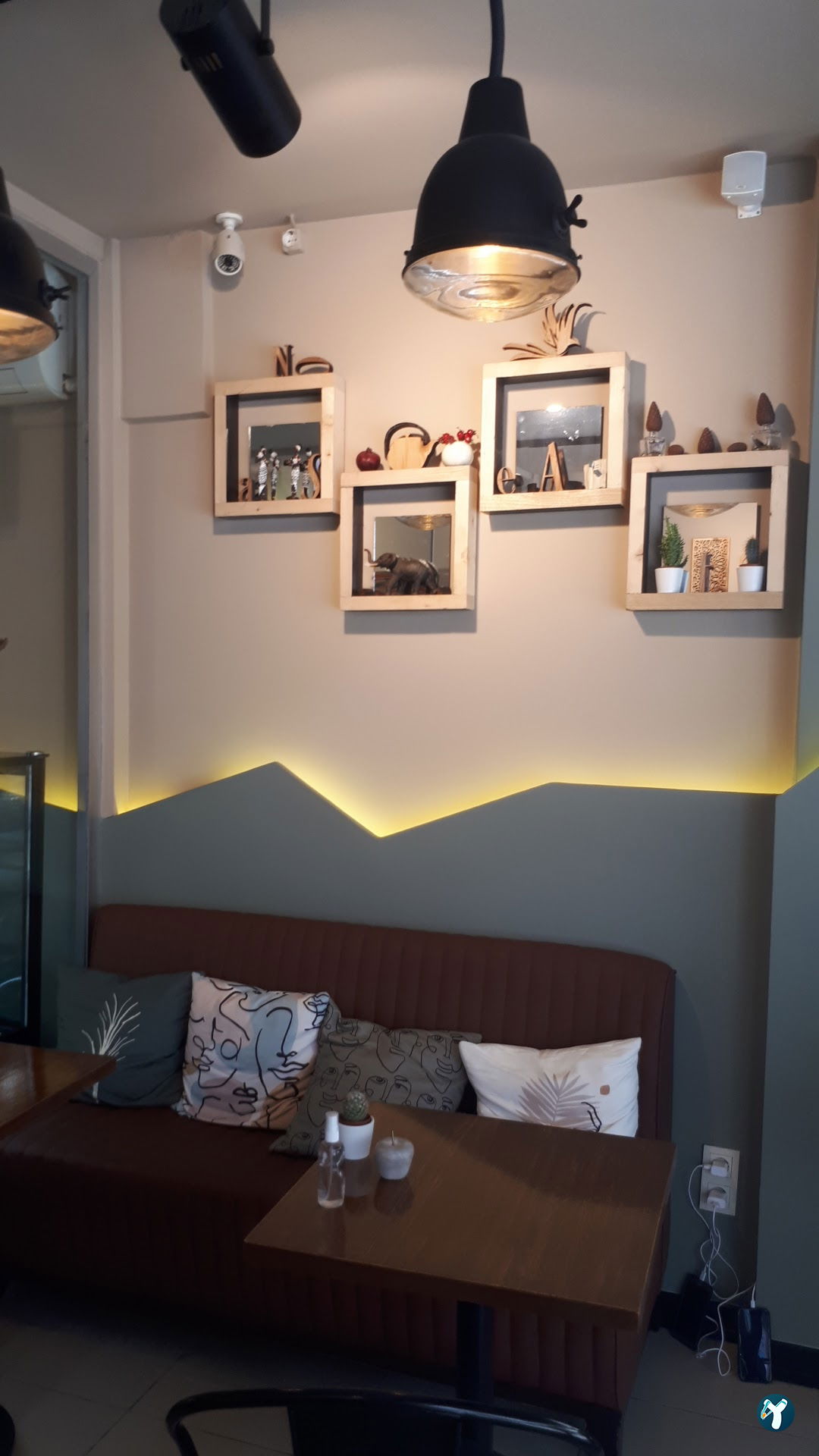 Arden'S Cafe