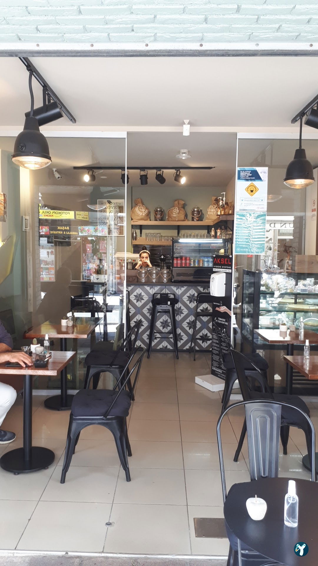 Arden'S Cafe