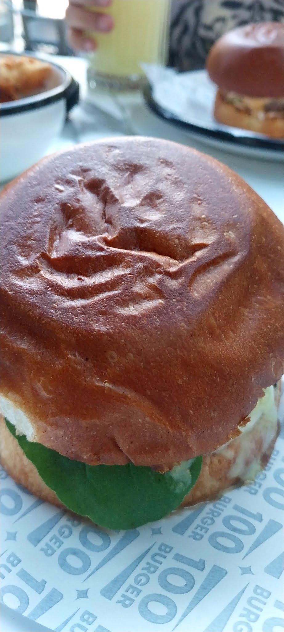 100 Burger-Emek