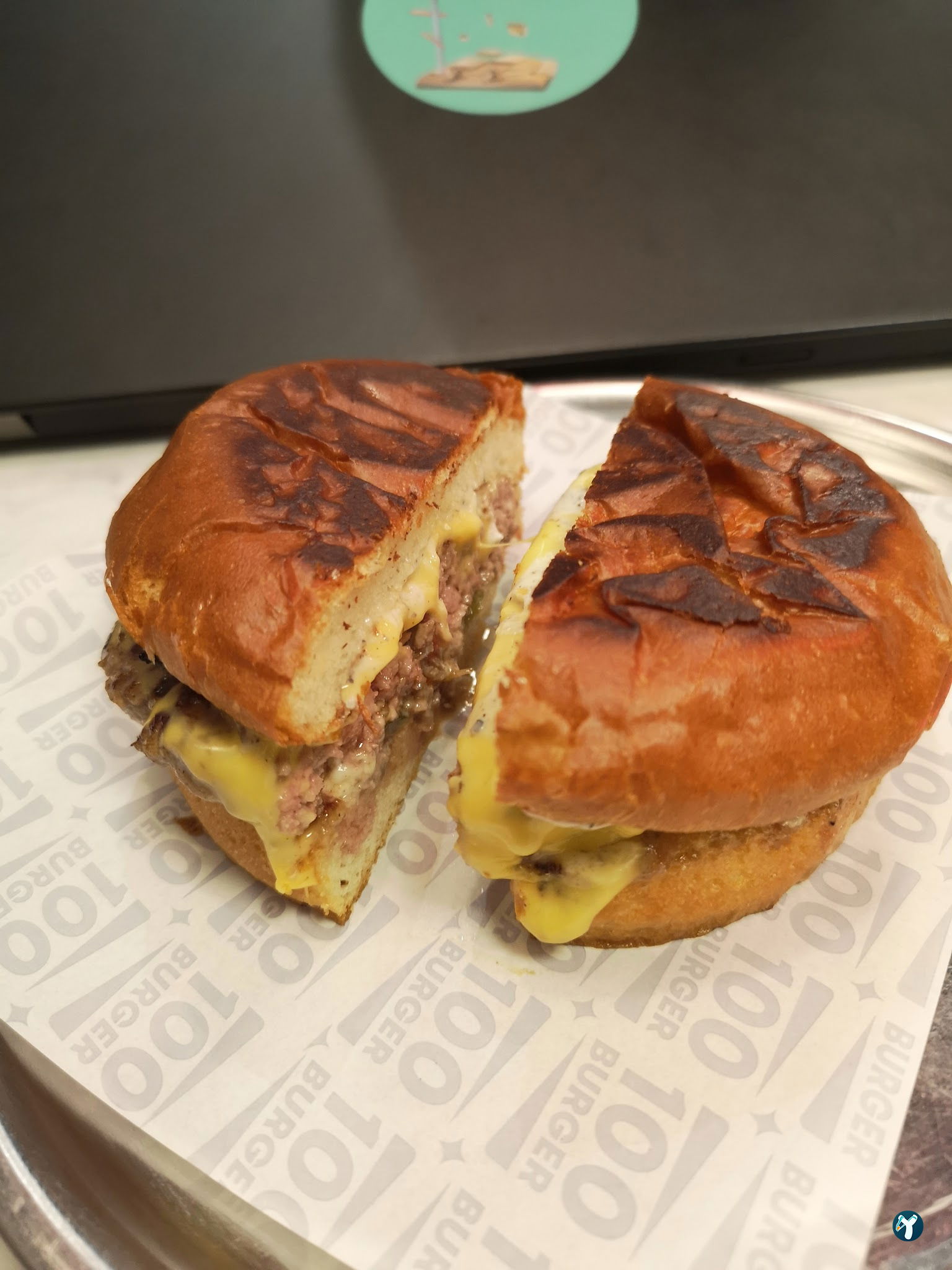 100 Burger-Emek
