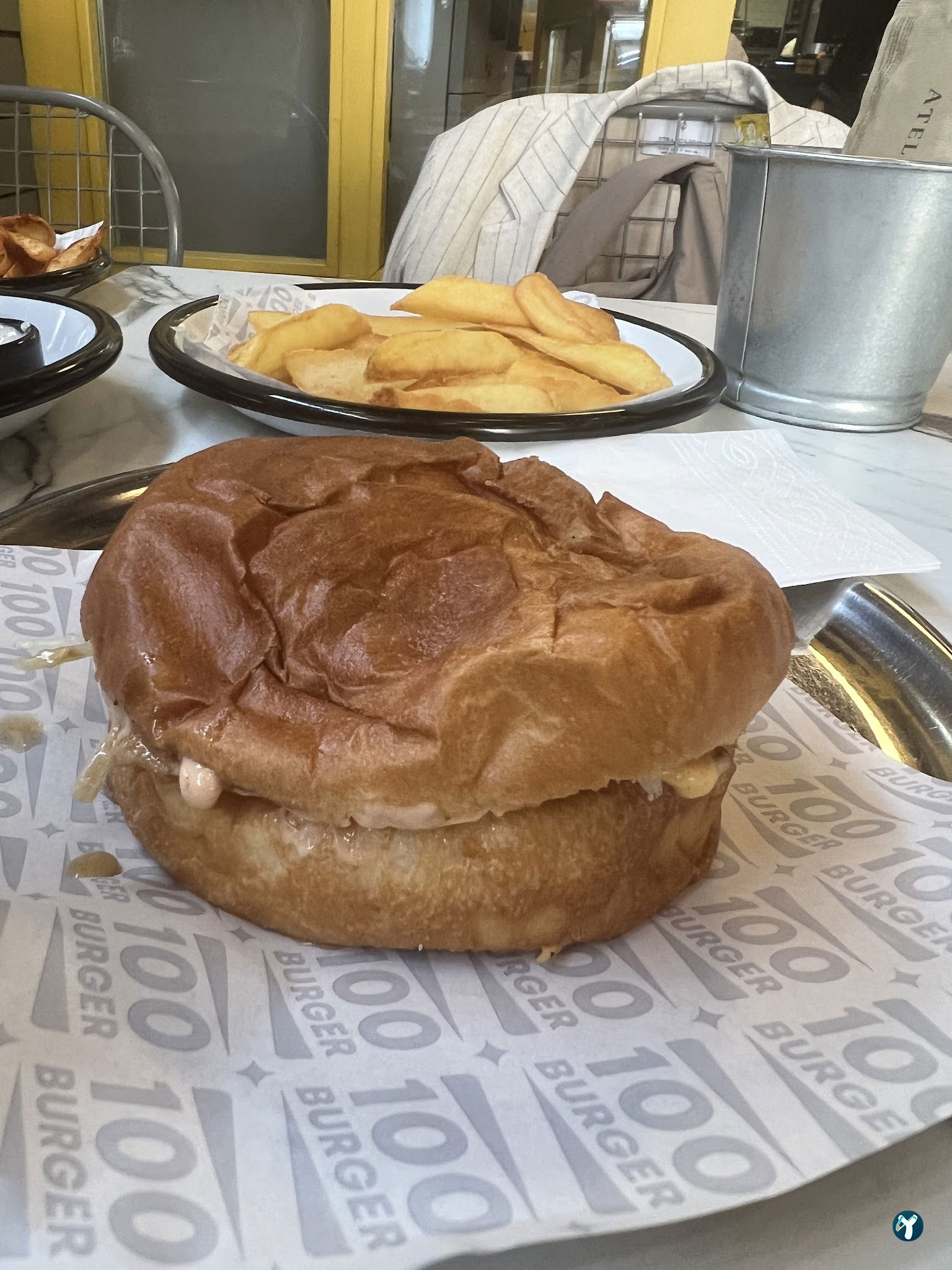 100 Burger-Emek