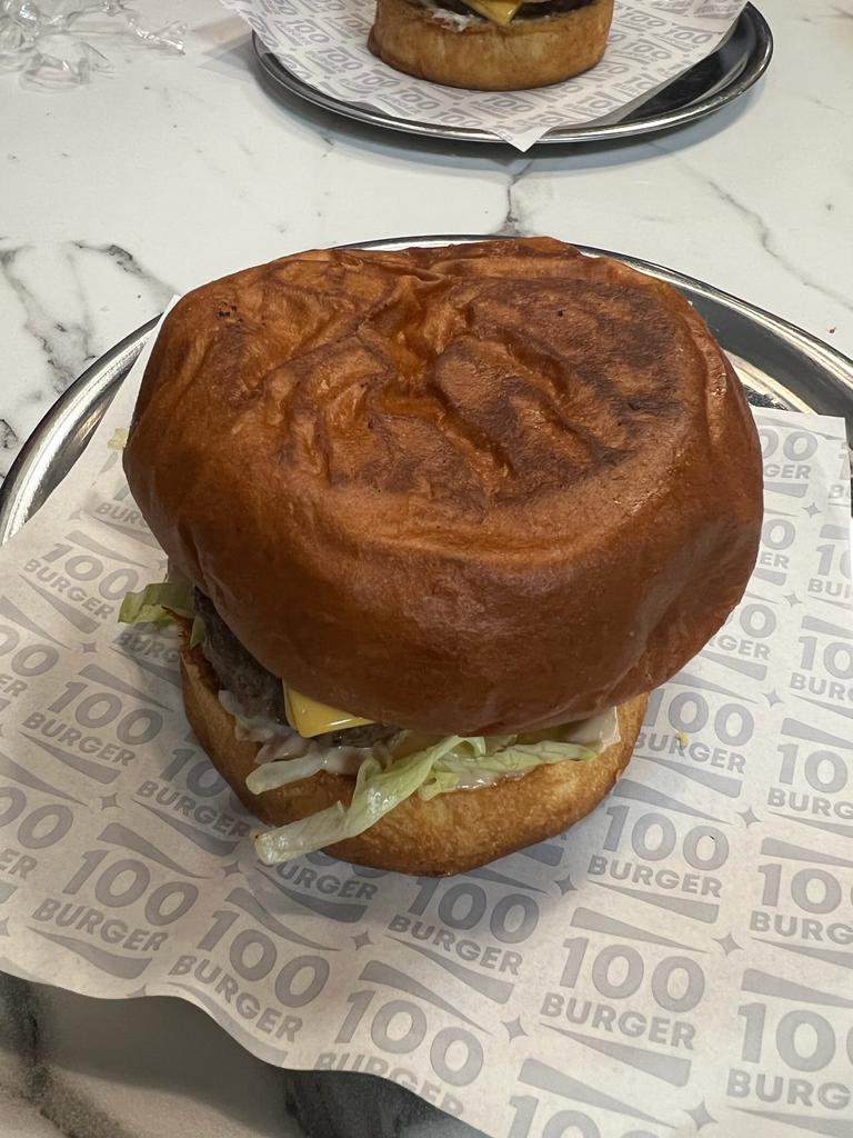 100 Burger-Emek