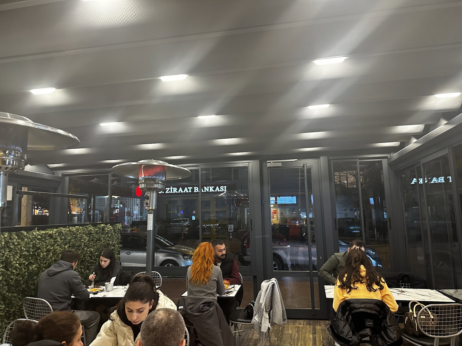 100 Burger-Emek
