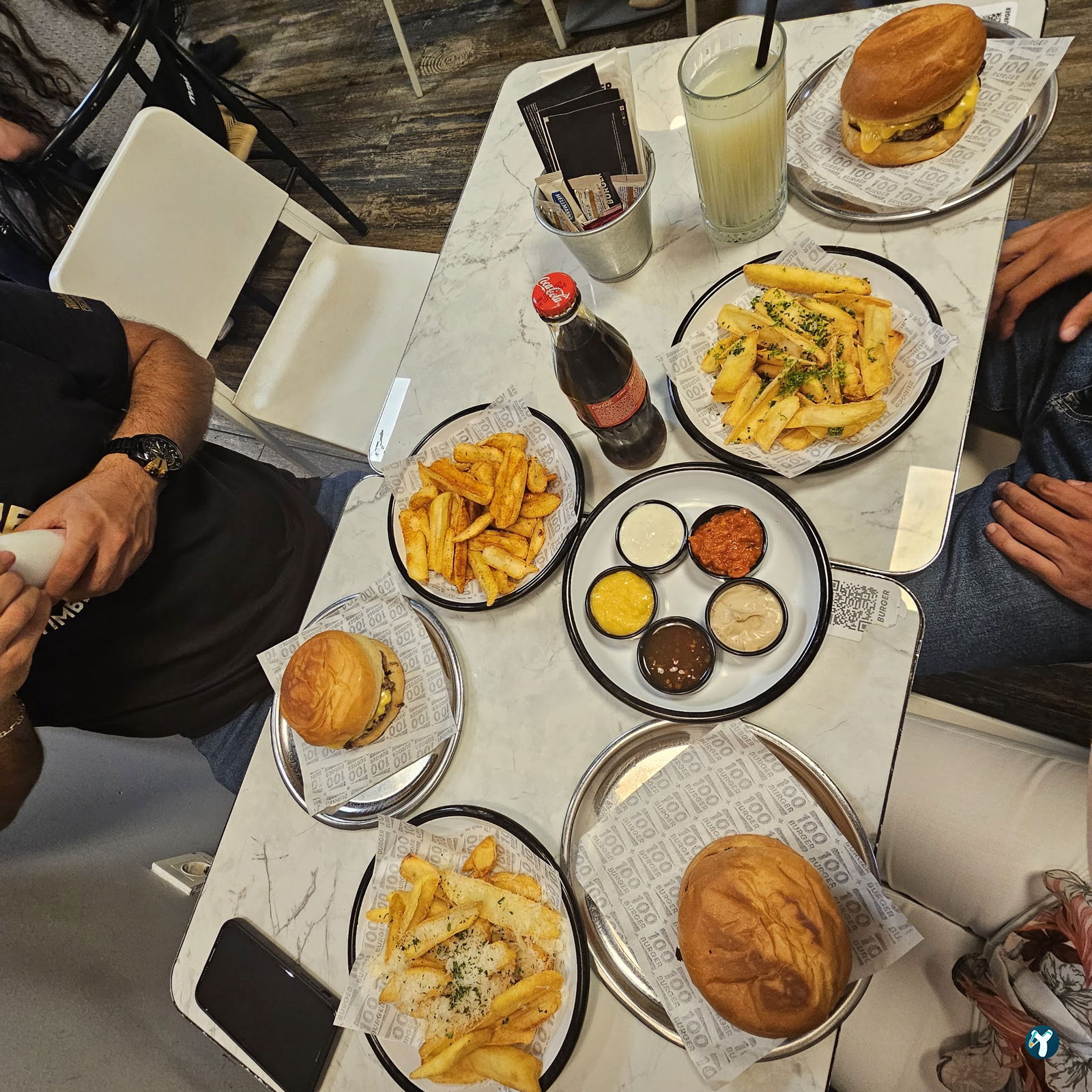 100 Burger-Emek