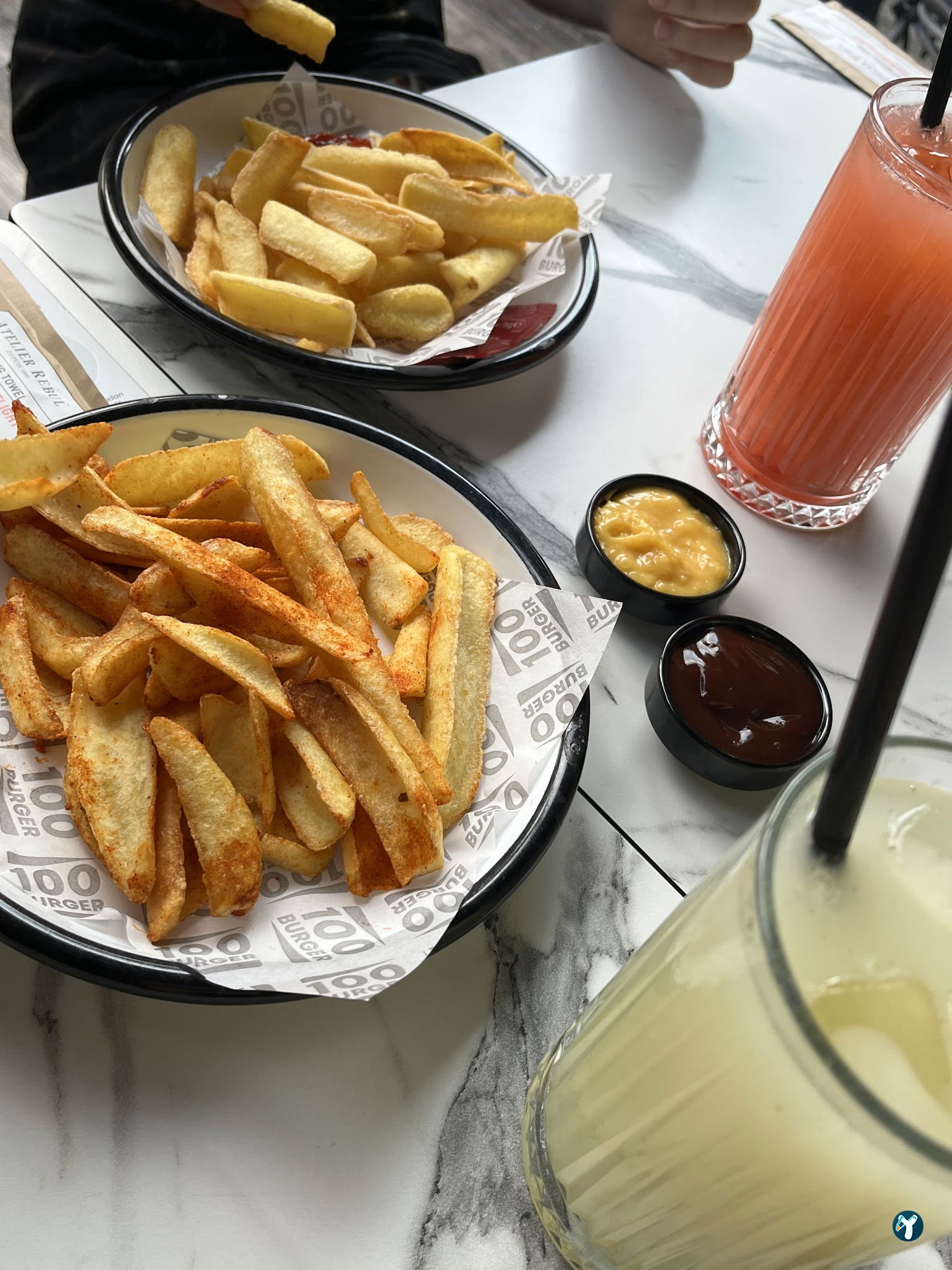 100 Burger-Emek