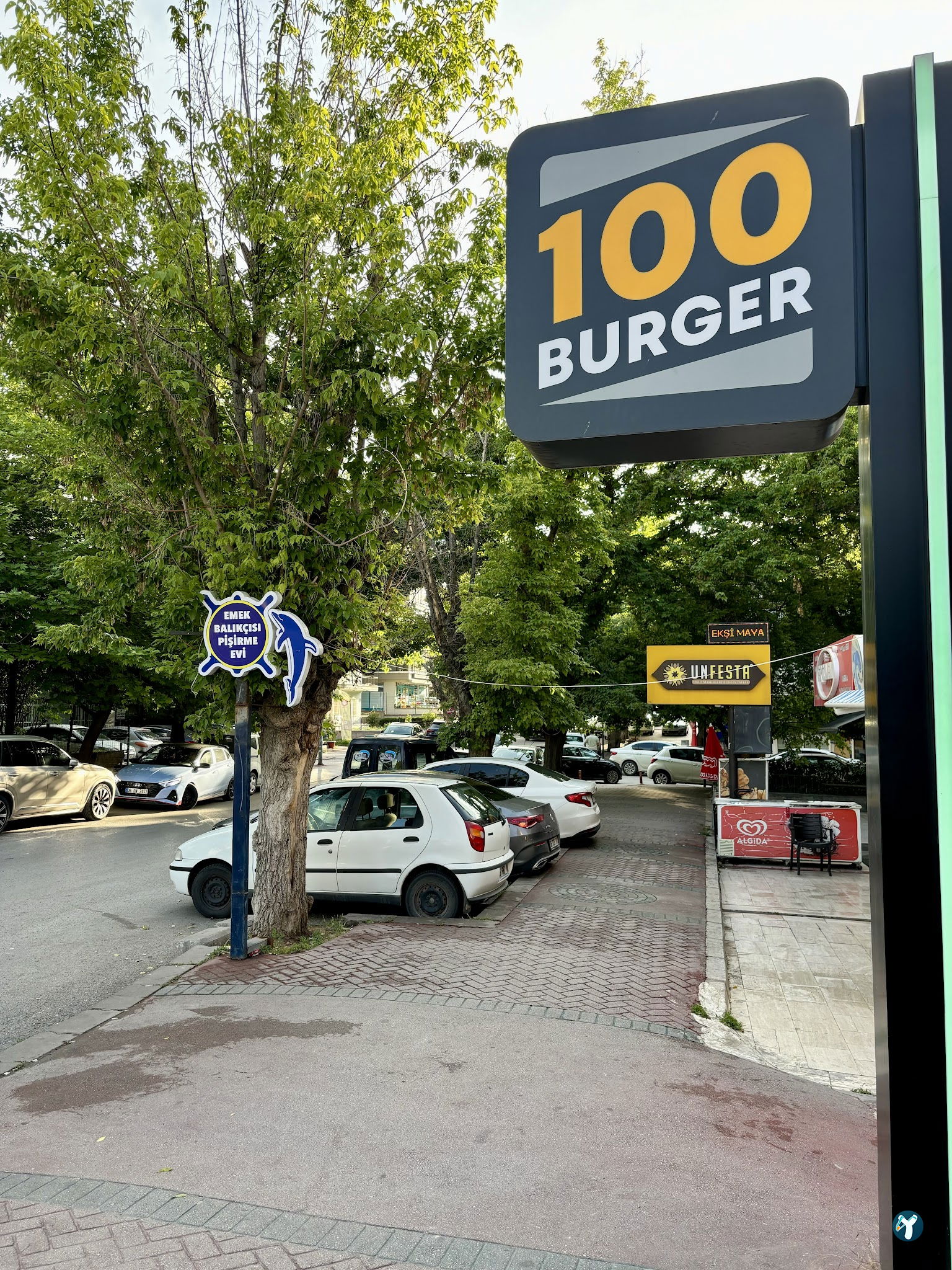 100 Burger-Emek