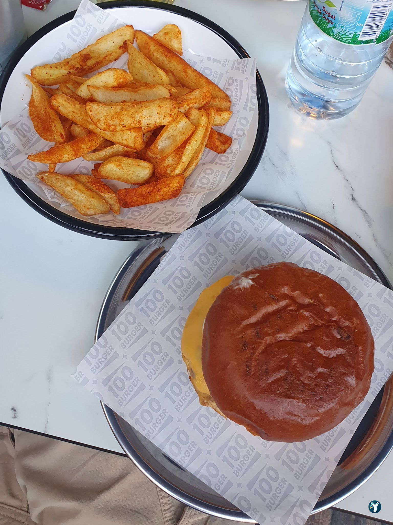 100 Burger-Emek