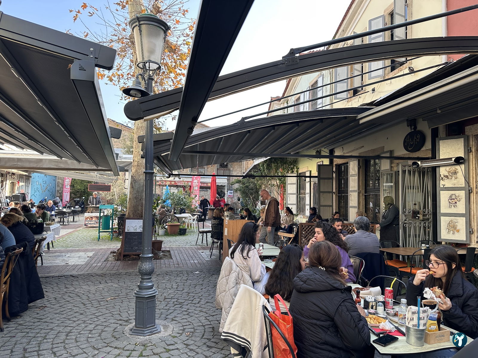 Ayşa Boşnak Börekçisi Ve Ev Yemekleri - Kemeraltı