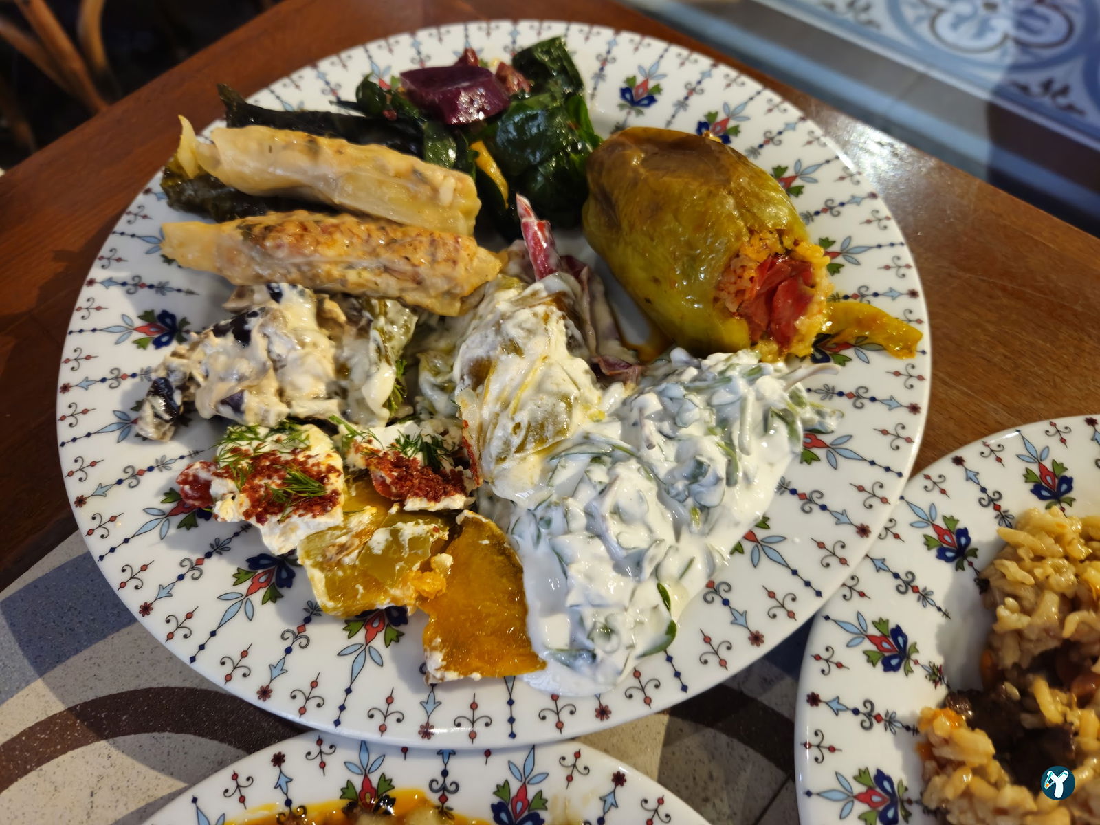 Ayşa Boşnak Börekçisi Ve Ev Yemekleri - Kemeraltı