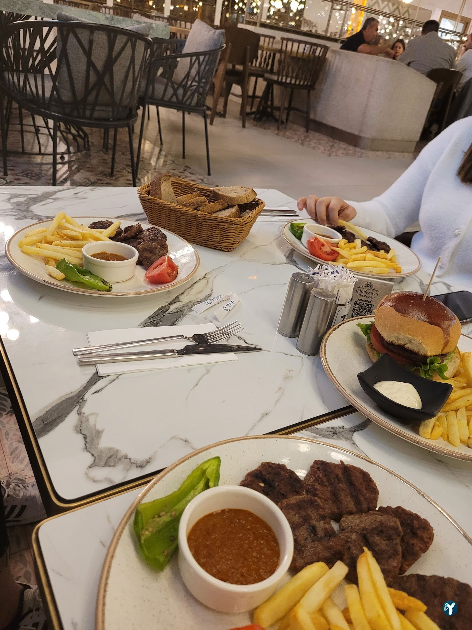 Gümüşsuyu Restoran