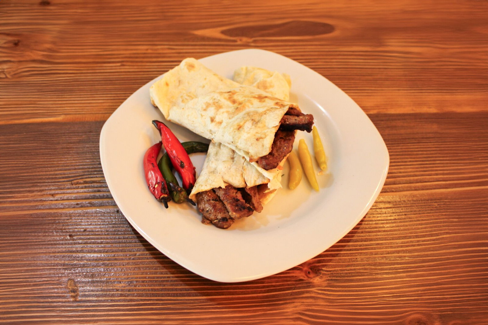 Köfte Dürüm (Çift Lavaş)