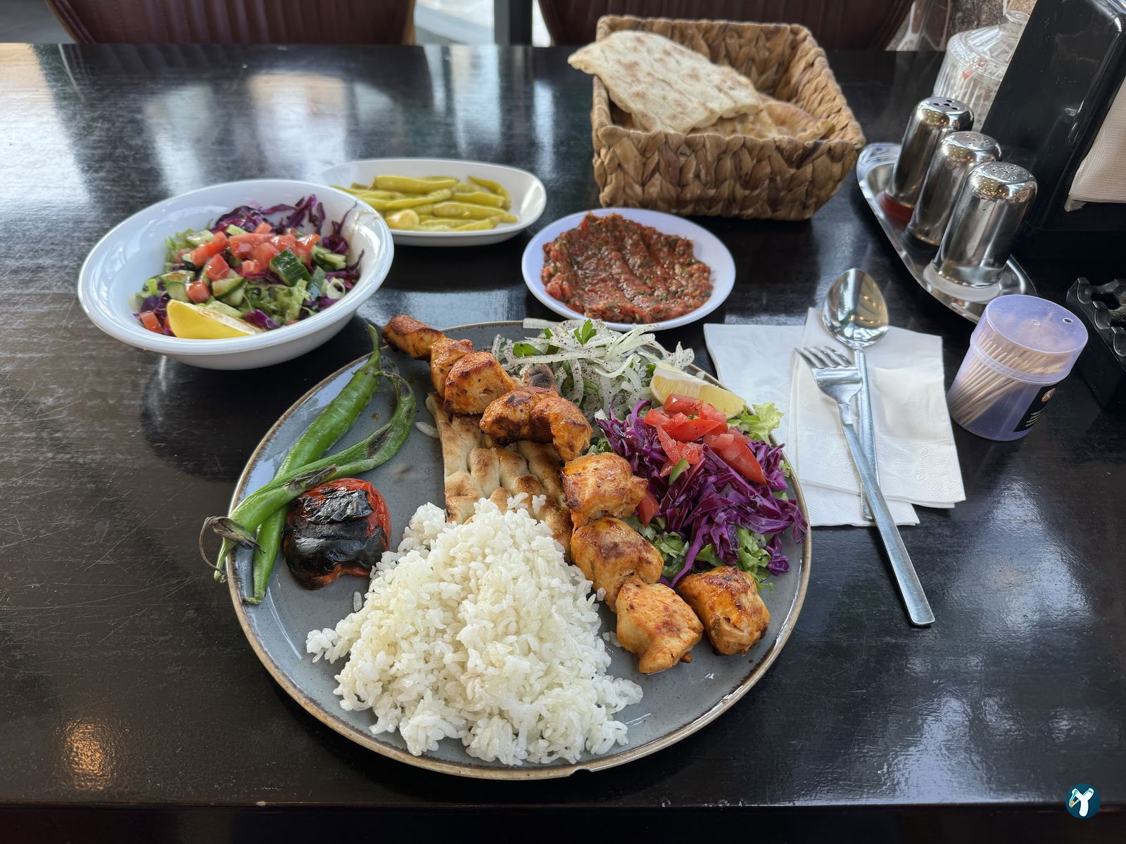 Naki̇ş Kebap