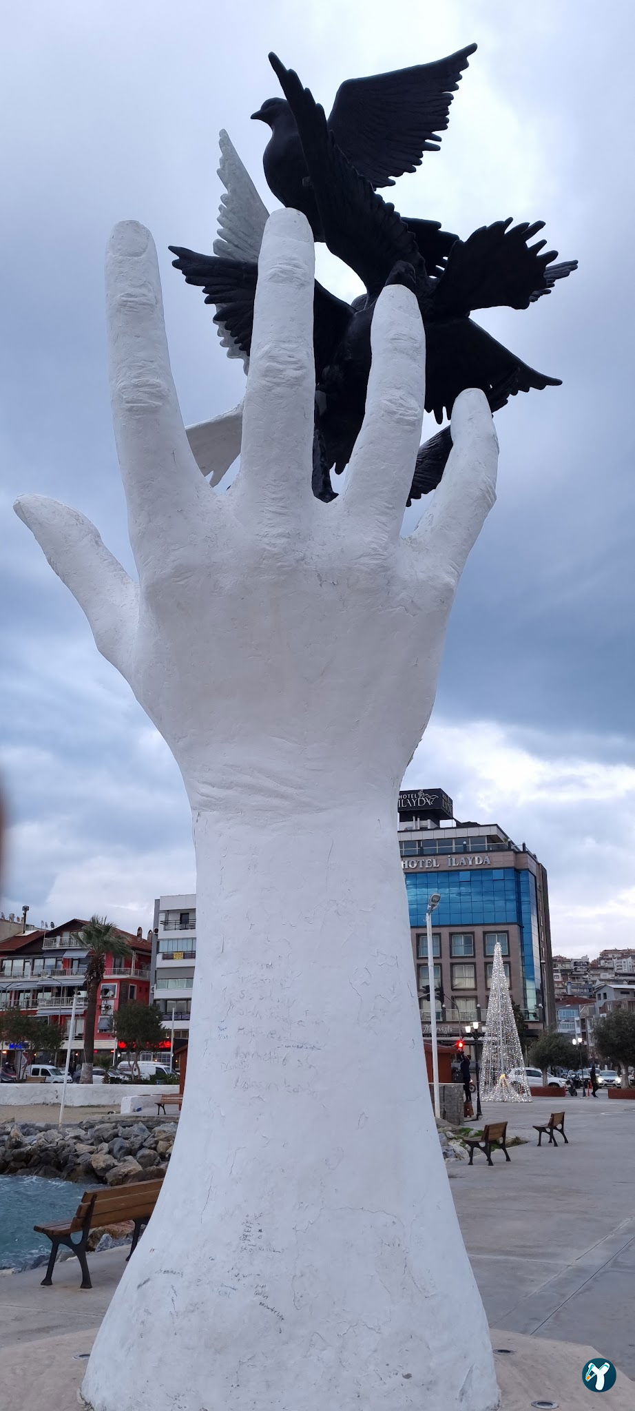 Kahve Sokağı Kuşadası | Nargile | Kahvaltı And More!