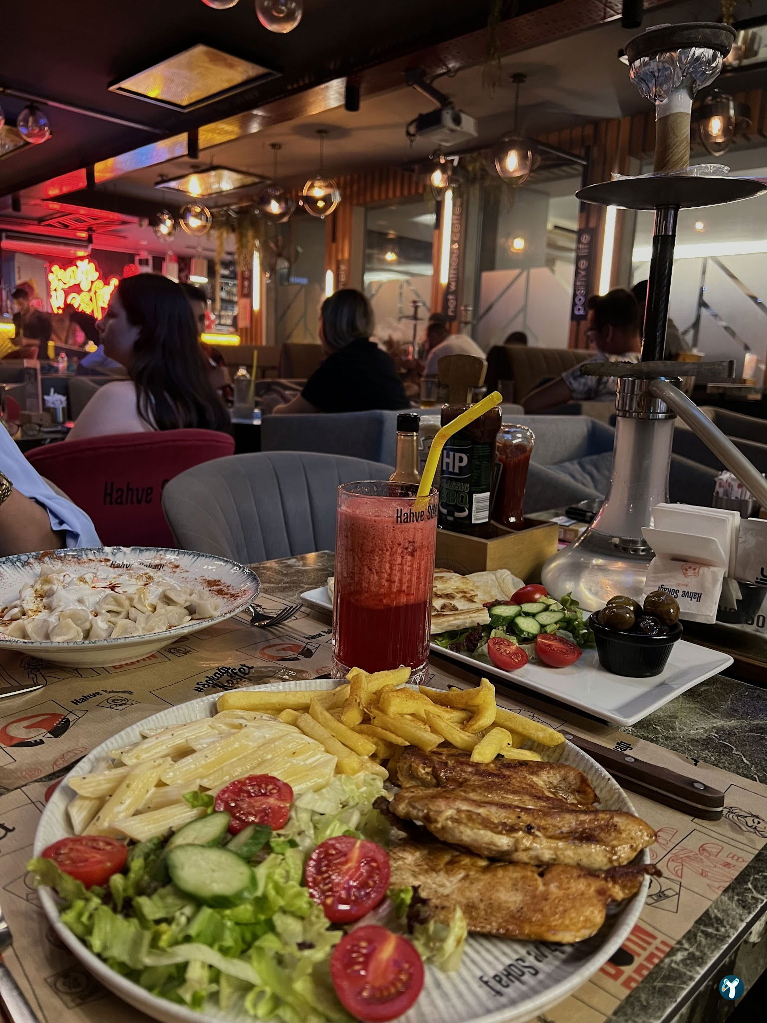 Kahve Sokağı Kuşadası | Nargile | Kahvaltı And More!