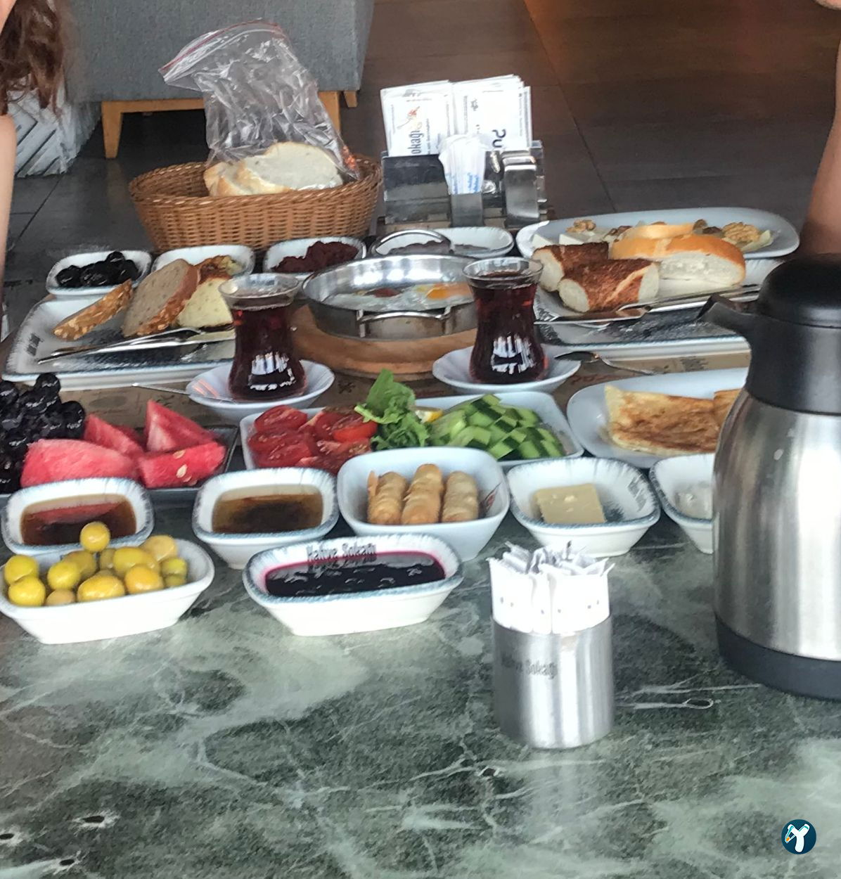 Kahve Sokağı Kuşadası | Nargile | Kahvaltı And More!
