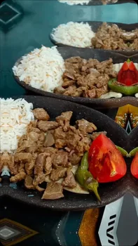 Meşhur Kavurmacı Uğur Usta resimleri