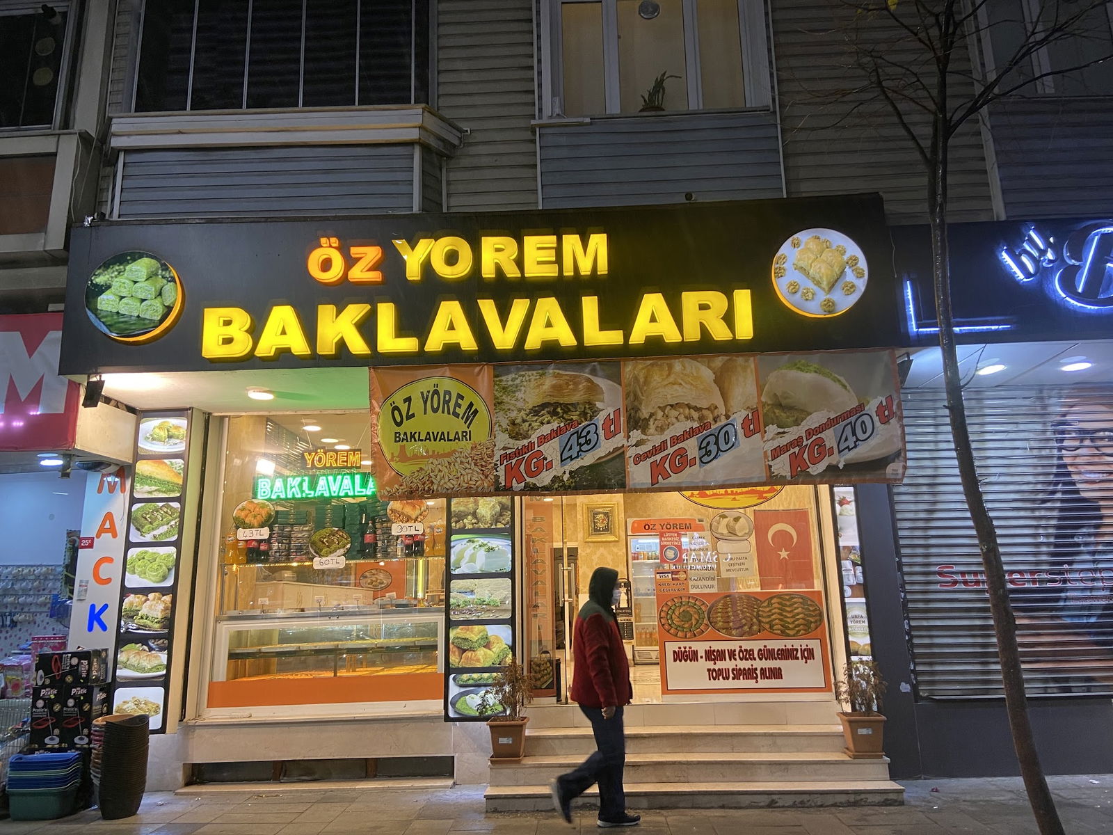 Öz Yörem Baklavaları